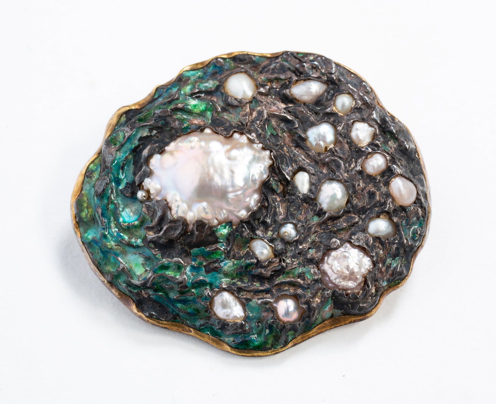 EARLY TIFFANY & CO. ENAMEL AND PEARL BROOCH. (1 of 2)