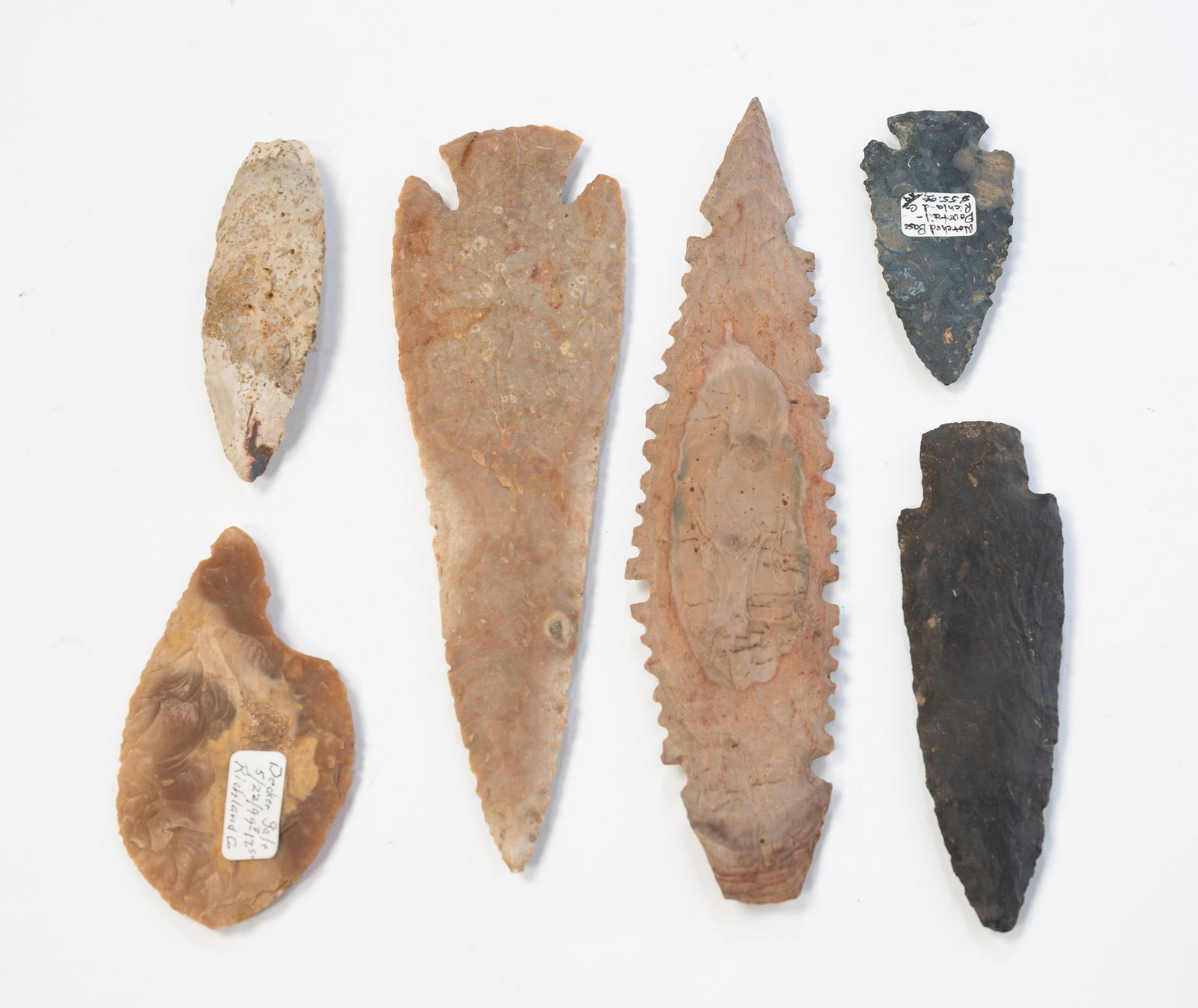 SIX NATIVE AMERICAN STONE POINTS. - 2