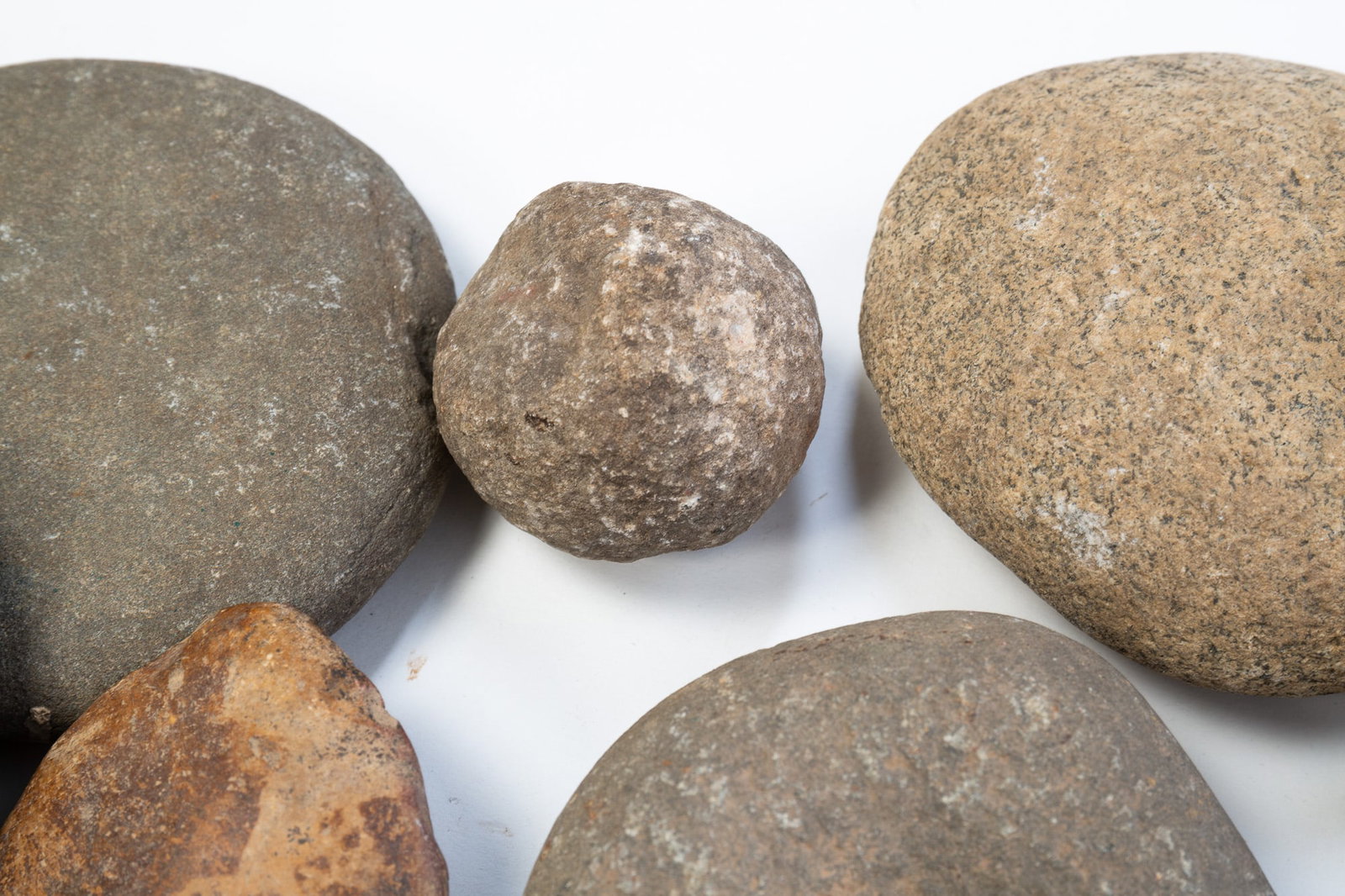 TWENTY NATIVE AMERICAN STONE TOOLS. - 3