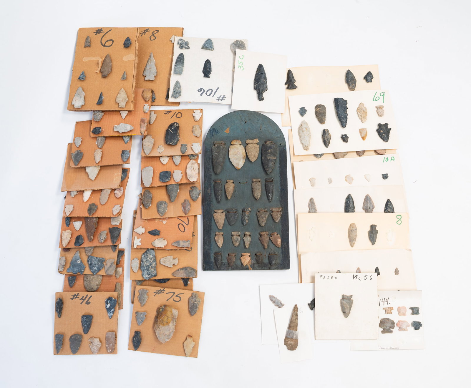 COLLECTION OF NATIVE AMERICAN MOUNTED STONE POINTS. (1 of 4)