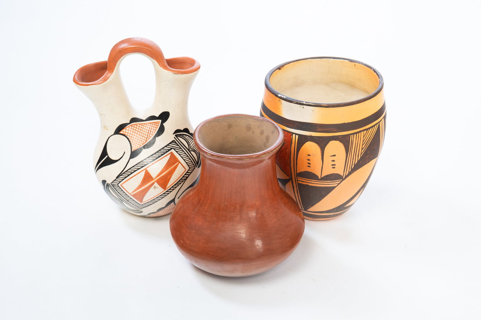 THREE NATIVE AMERICAN PUEBLO POTTERY VASES, INCL. VANGIE TAFOYA (JEMEZ PUEBLO, B. 1944). (1 of 3)