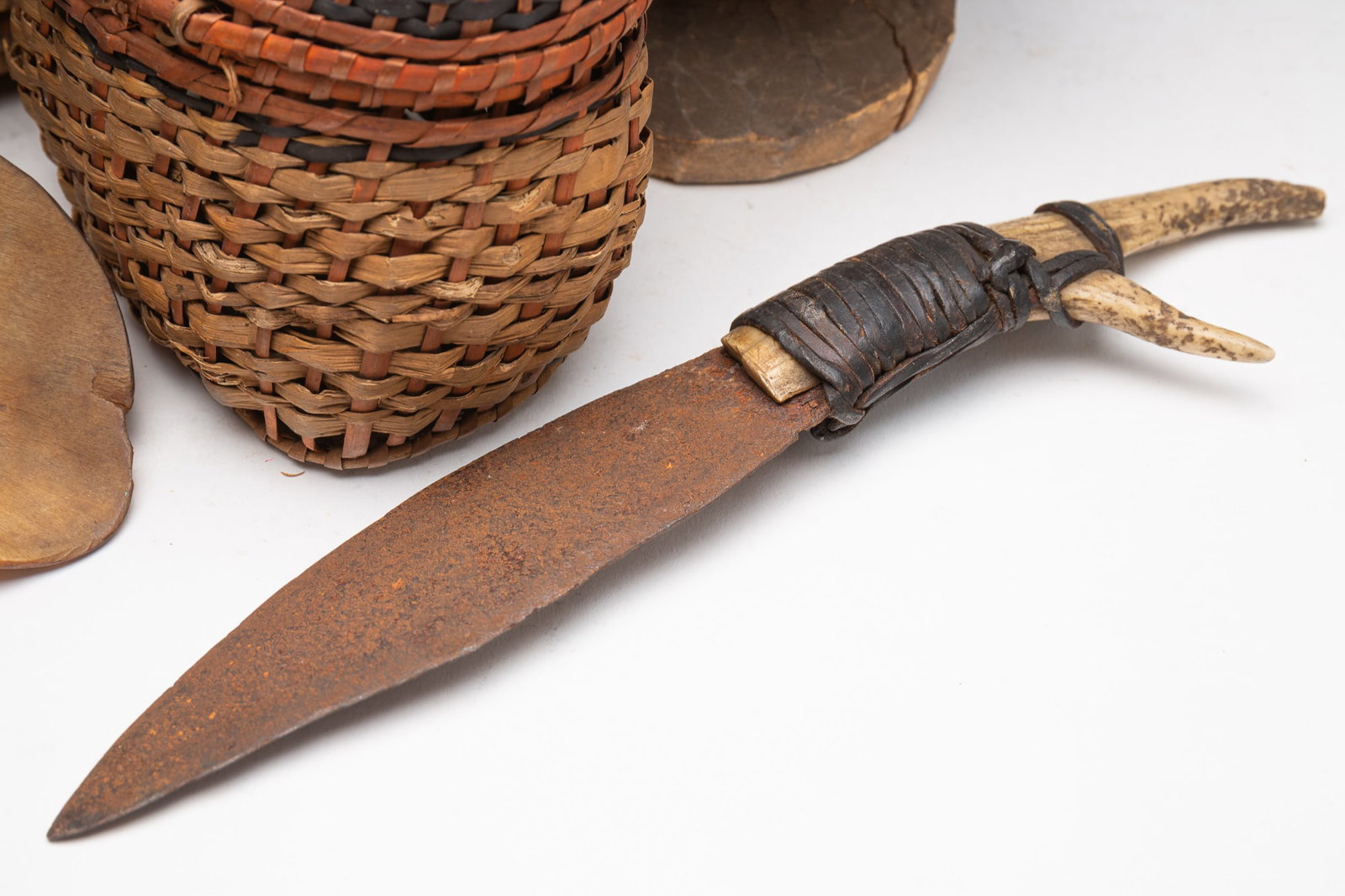 SIX NATIVE AMERICAN ITEMS. - 2