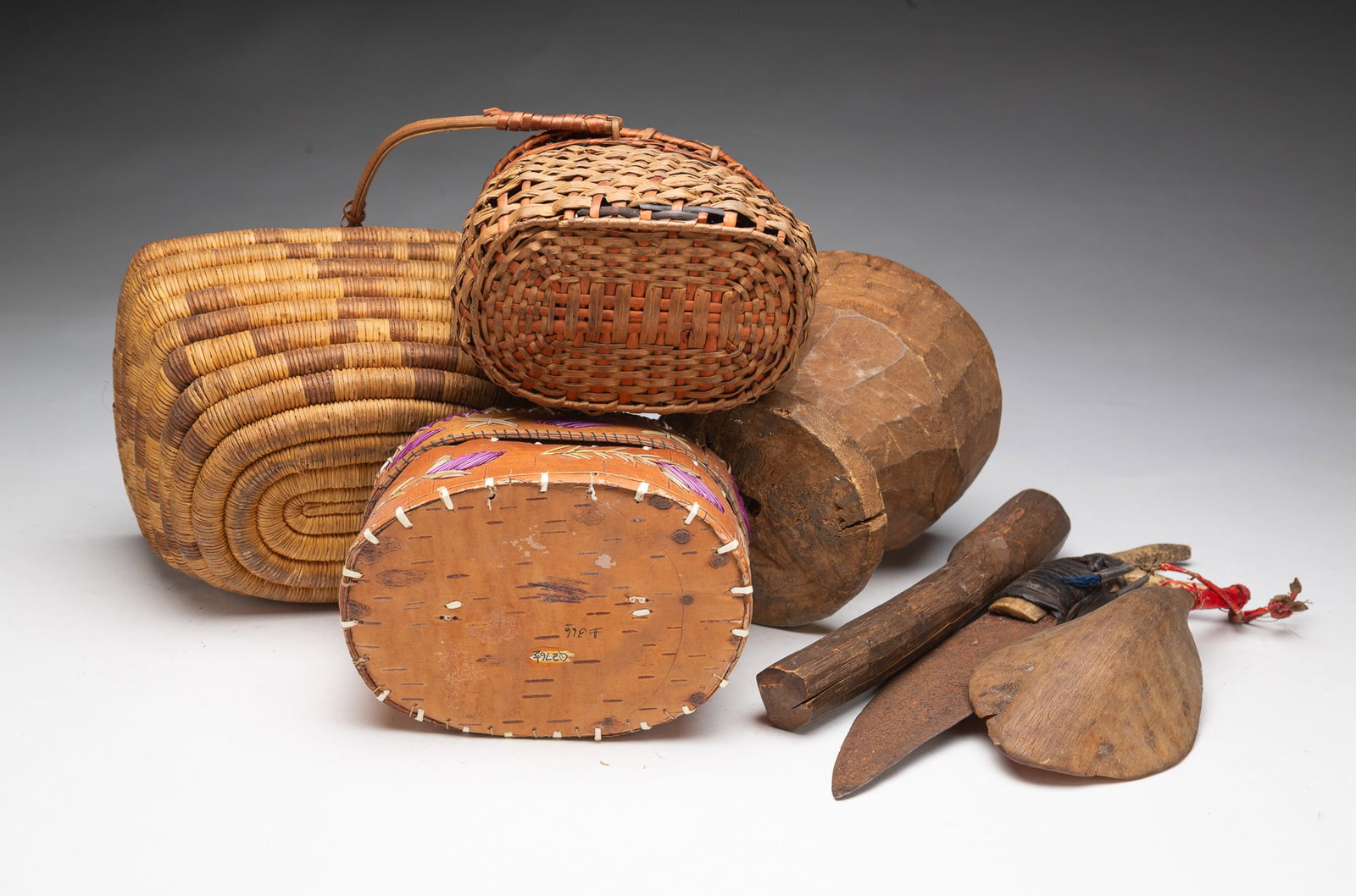 SIX NATIVE AMERICAN ITEMS. - 5