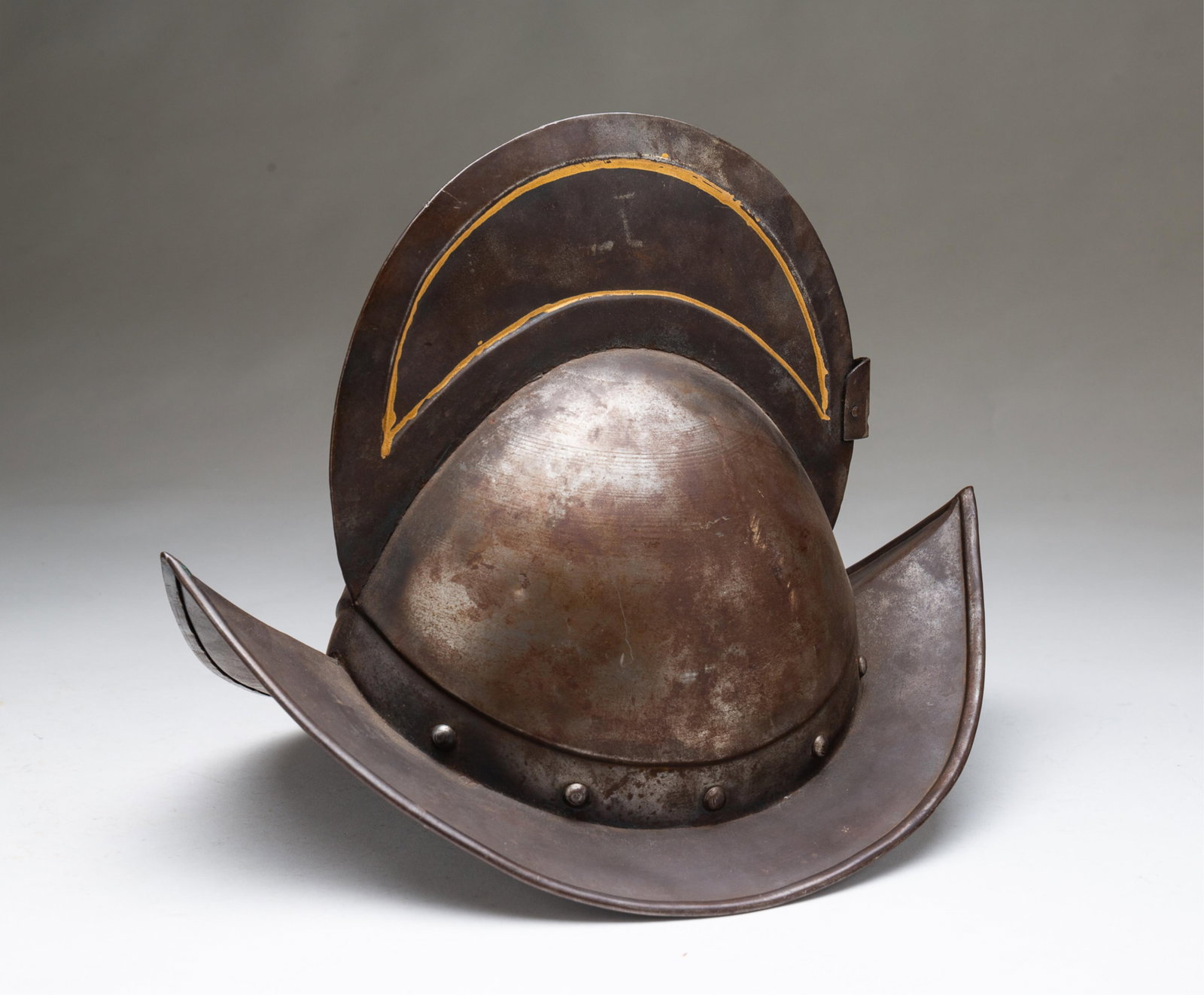 SPANISH MORION STYLE HELMET. (1 of 4)