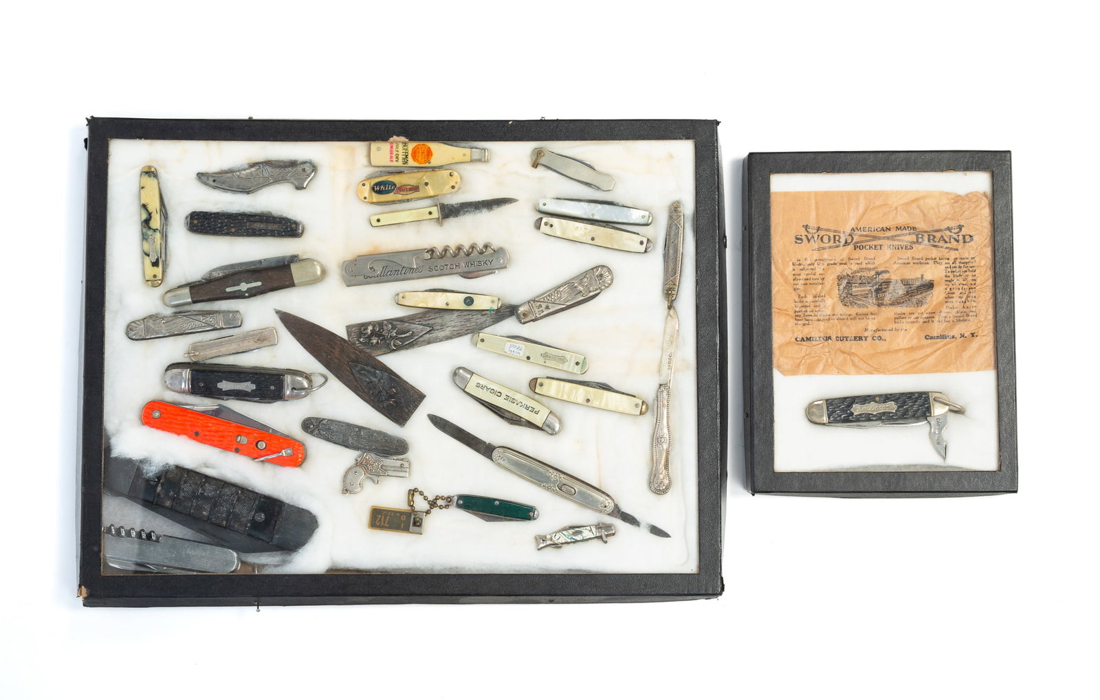 COLLECTION OF POCKET AND MINIATURE KNIVES.: COLLECTION OF POCKET AND MINIATURE KNIVES. American, 20th Century. Including Camillus Cutlery, advertising, a silver, and modern examples. 31 items. Largest, 5.75”l. 1.5”w. Larger case,