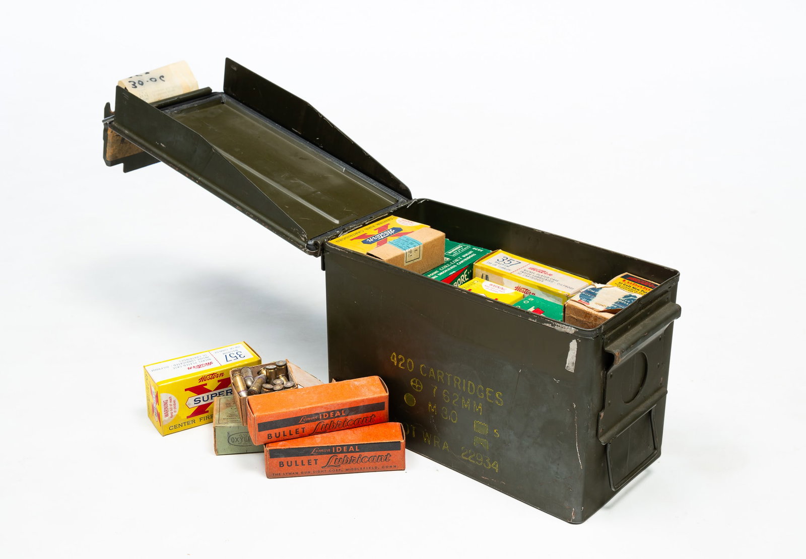 GROUP OF AMMUNITION. (1 of 4)