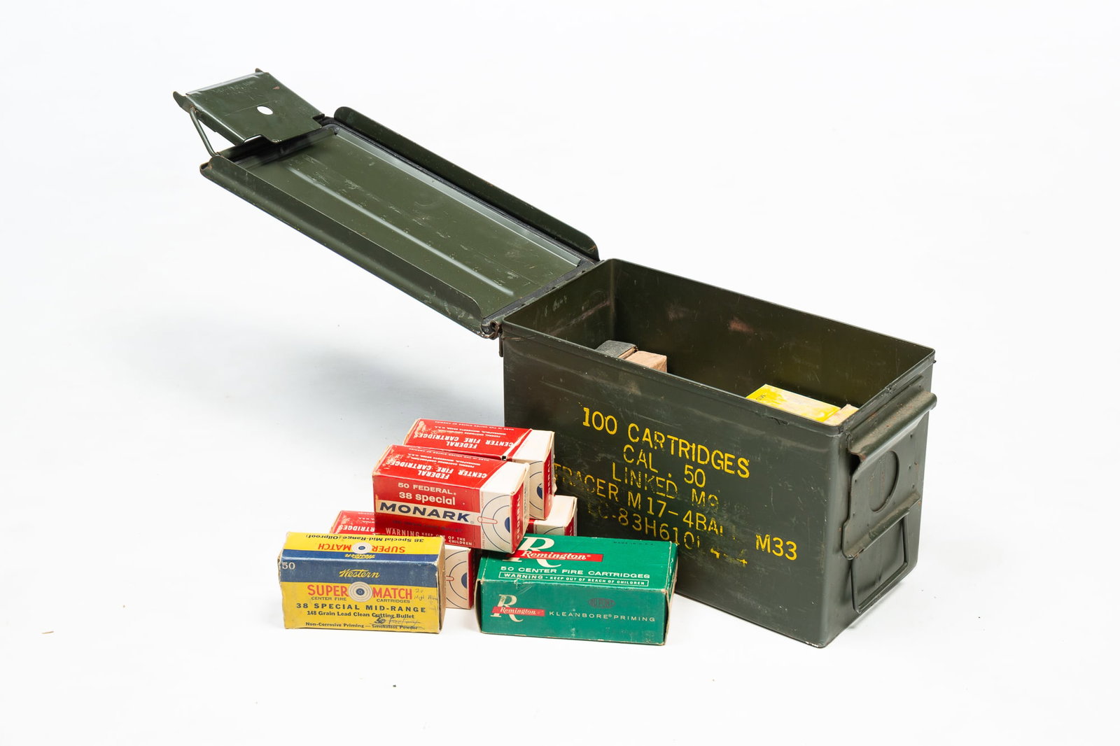 GROUP OF AMMUNITION. (1 of 3)