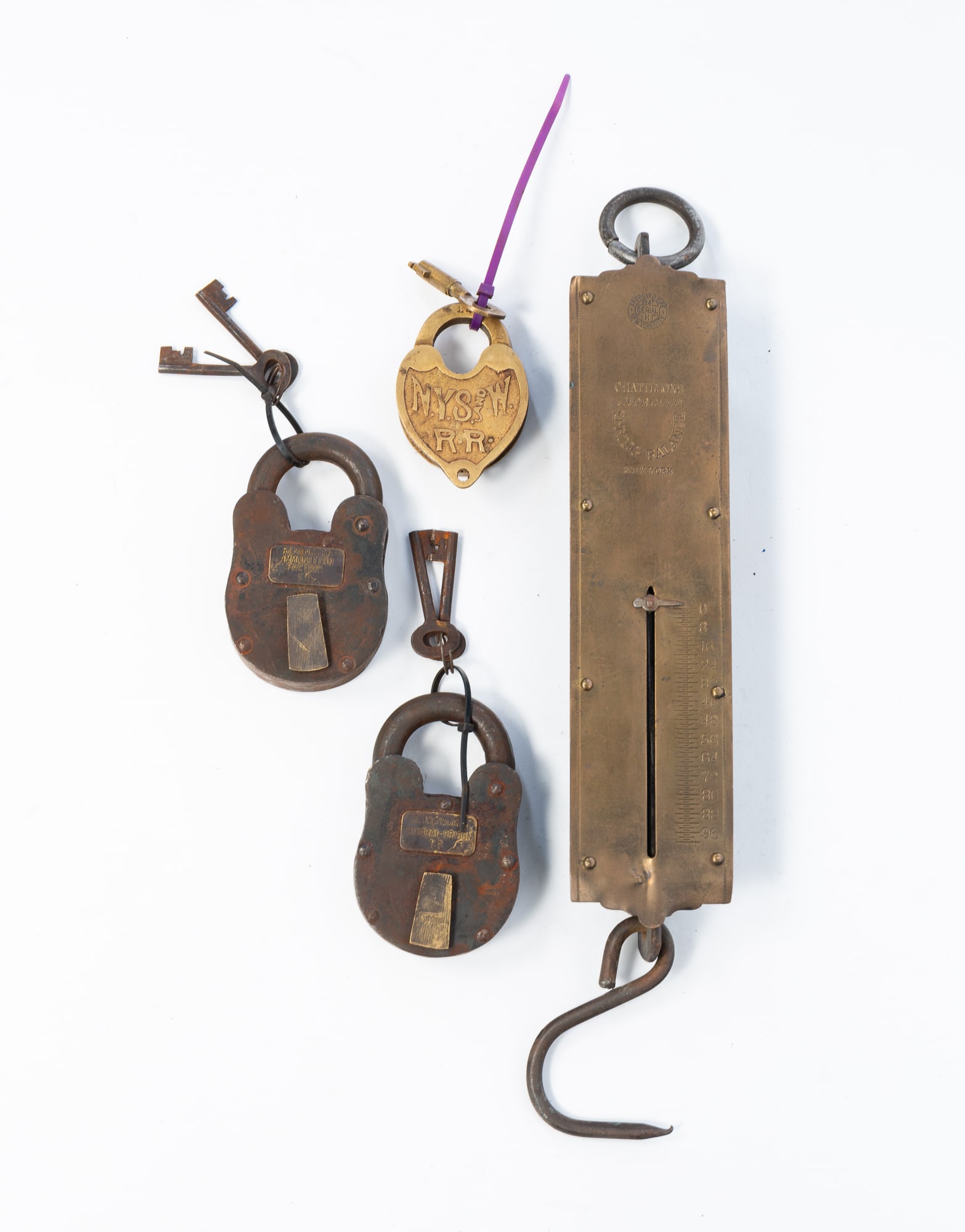 AMERICAN METAL GROUP, INCL. PADLOCKS. (1 of 6)