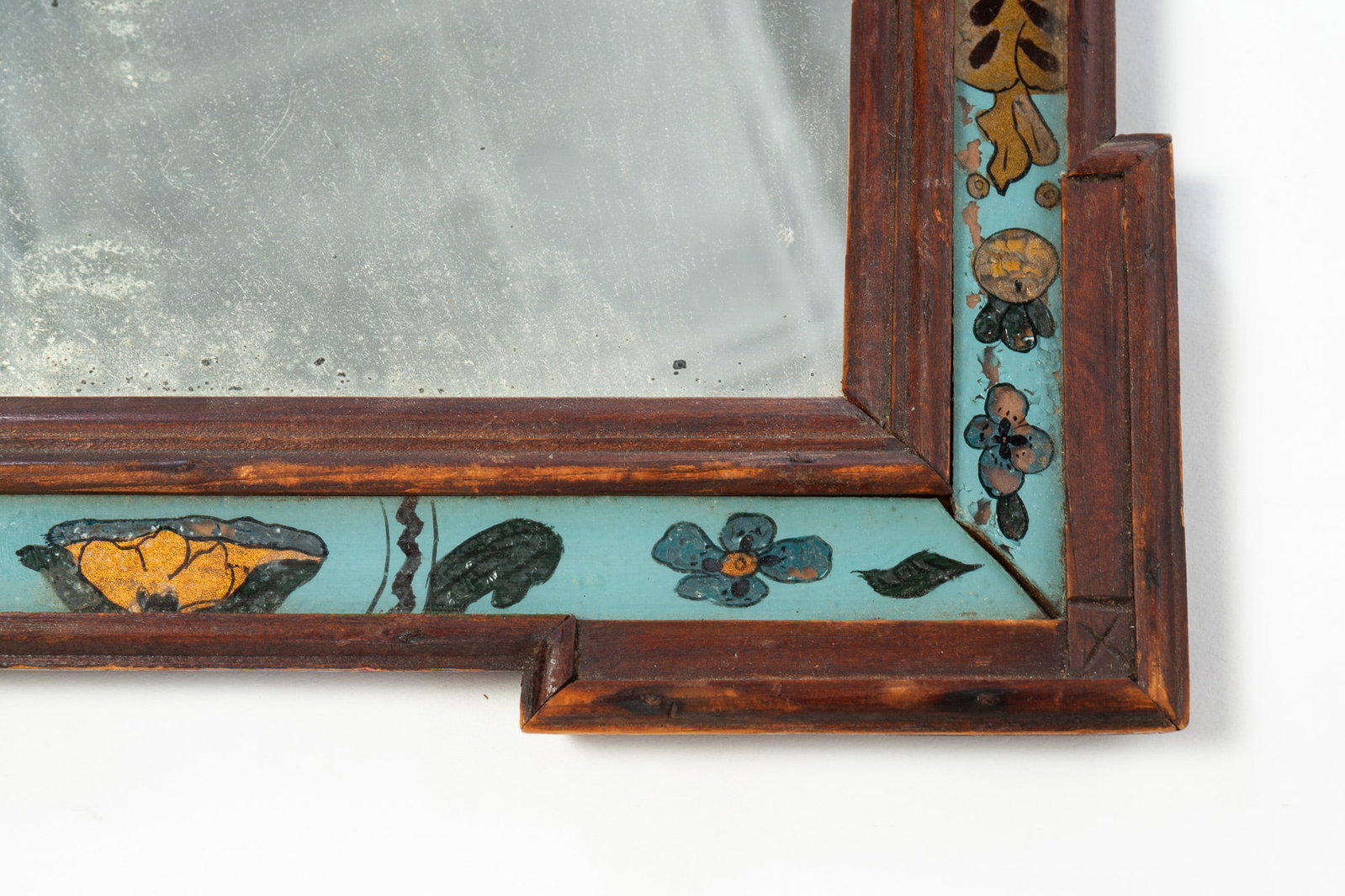 REVERSE-PAINTED COURTING MIRROR. - 3