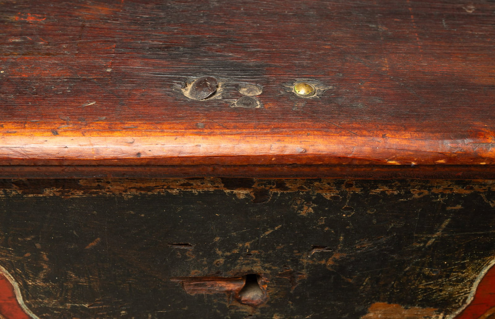 PAINT-DECORATED DOWER CHEST. - 8