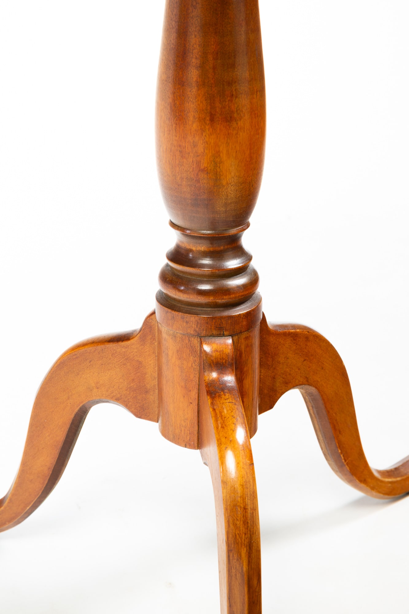 CHERRY CANDLESTAND. - 3