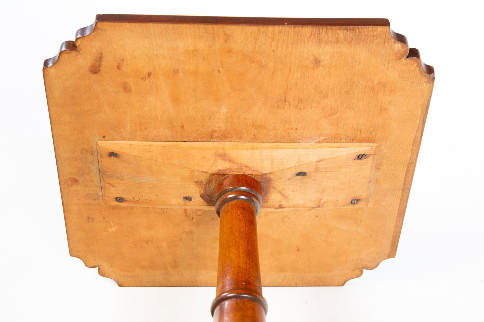 CHERRY CANDLESTAND. - 4