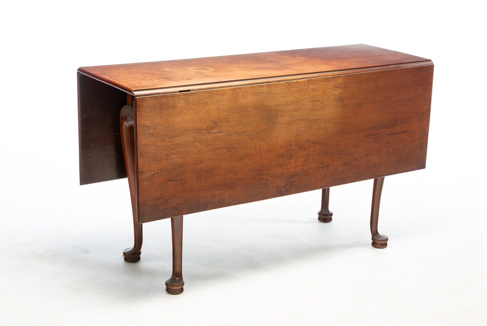 QUEEN ANNE MAHOGANY SWING LEG DROP LEAF TABLE. (1 of 4)