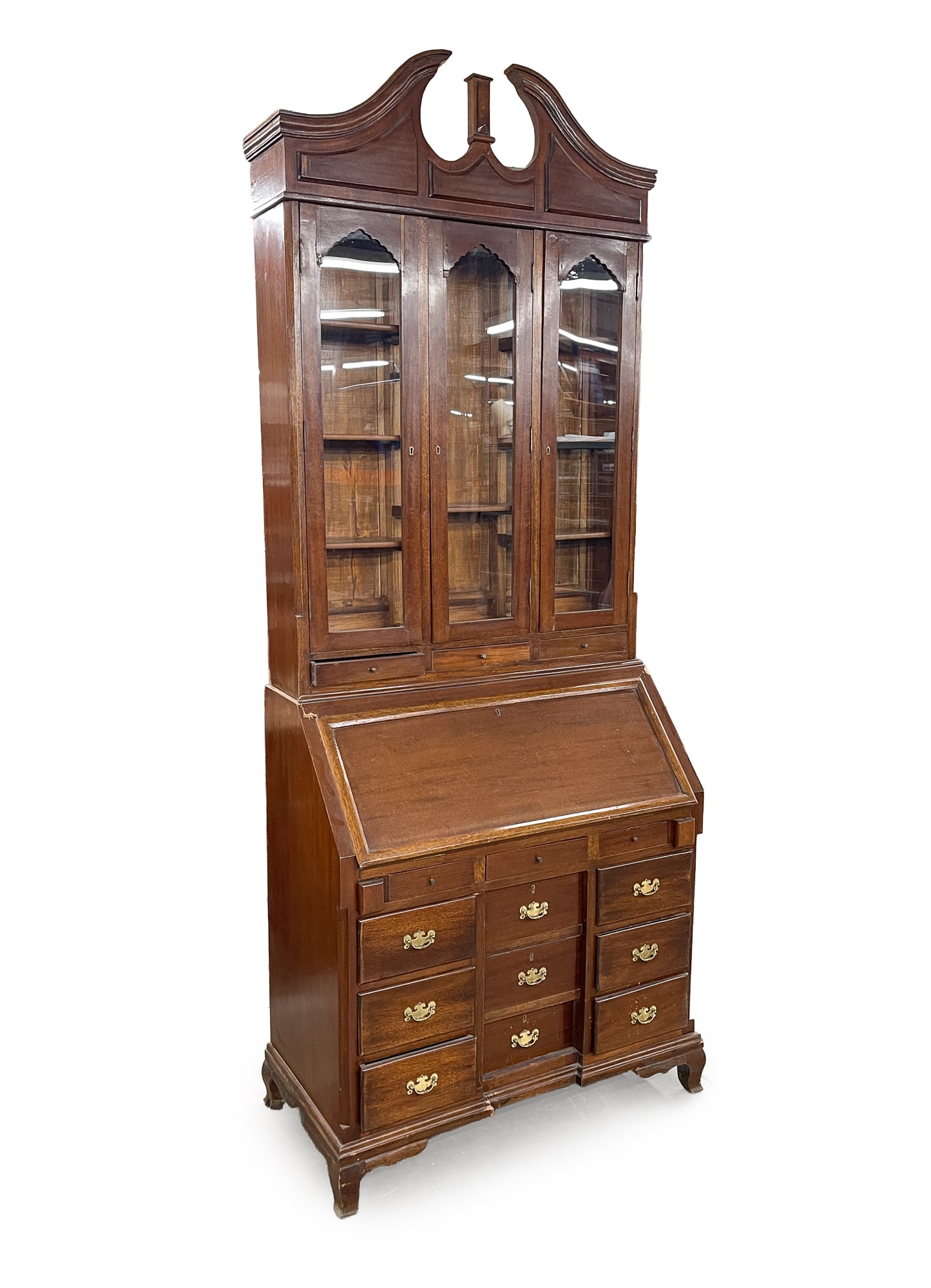 CHIPPENDALE STYLE MAHOGANY BLOCKFRONT SECRETARY BOOKCASE. (1 of 8)