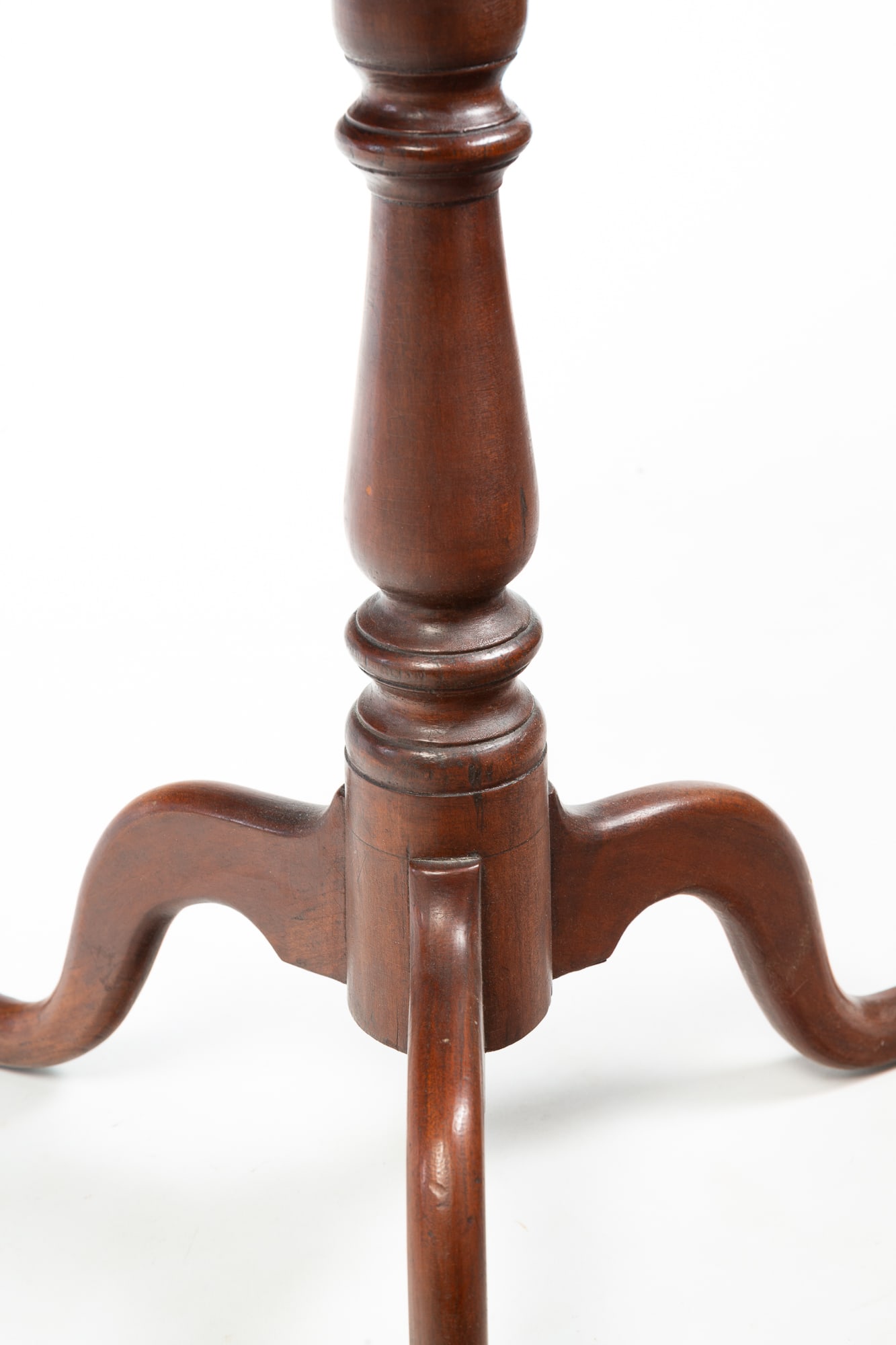 CHERRY CANDLESTAND. - 3