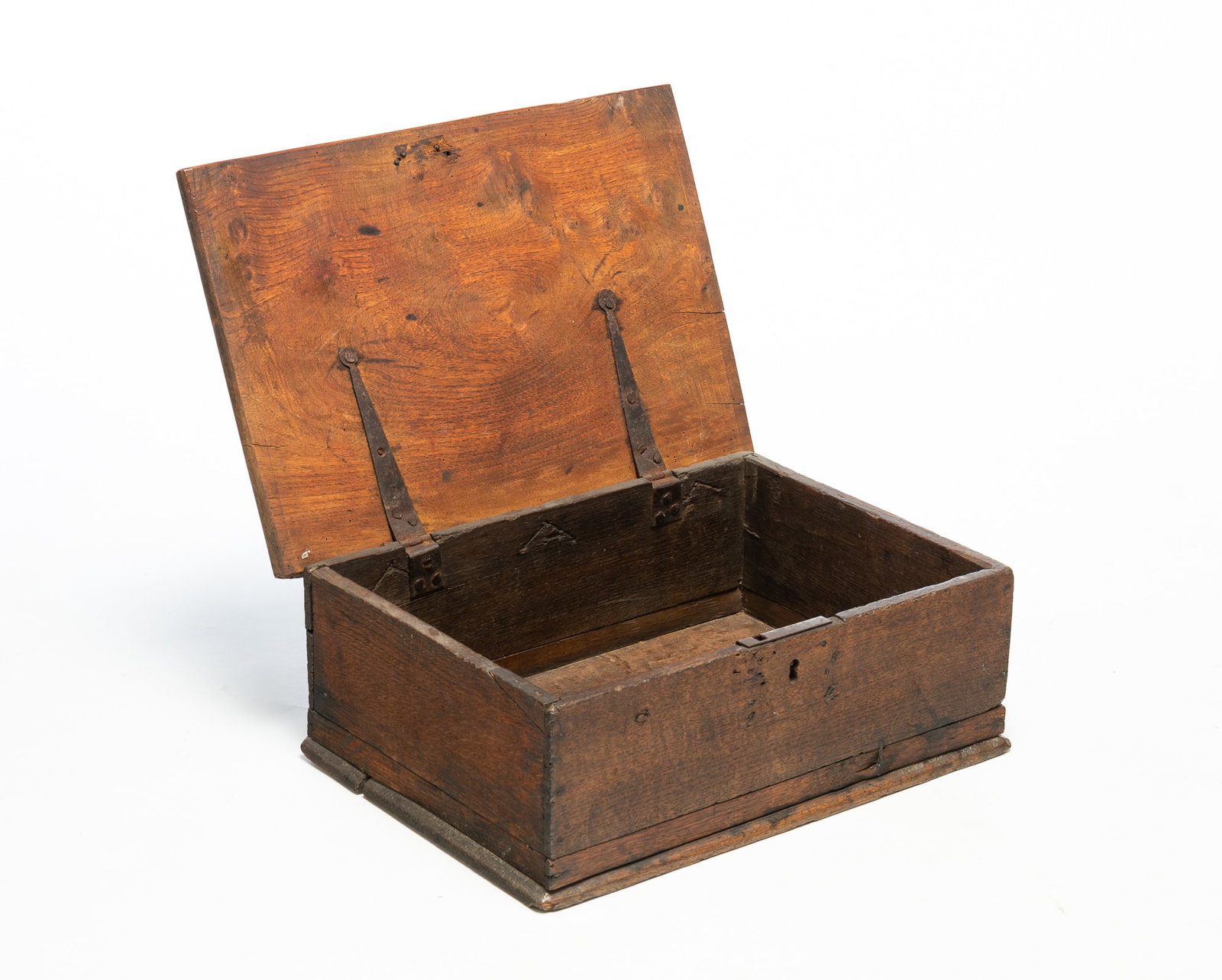 OAK BIBLE BOX. - 3