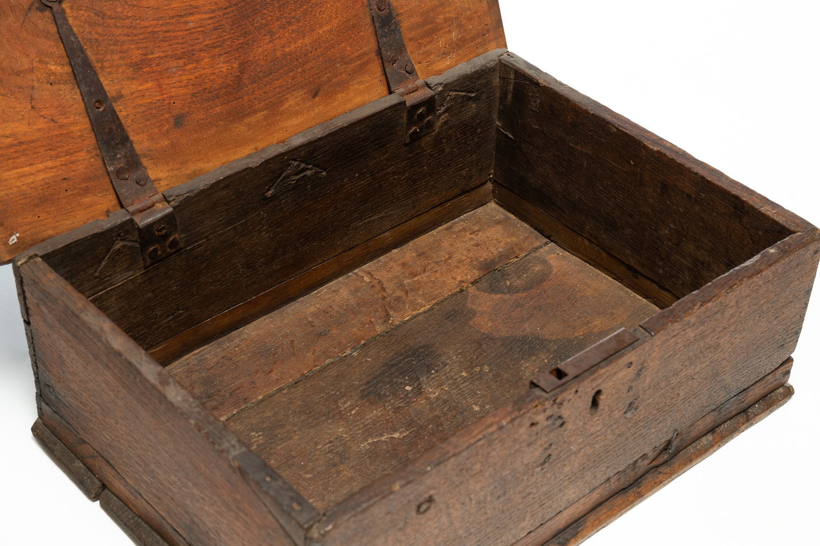 OAK BIBLE BOX. - 4