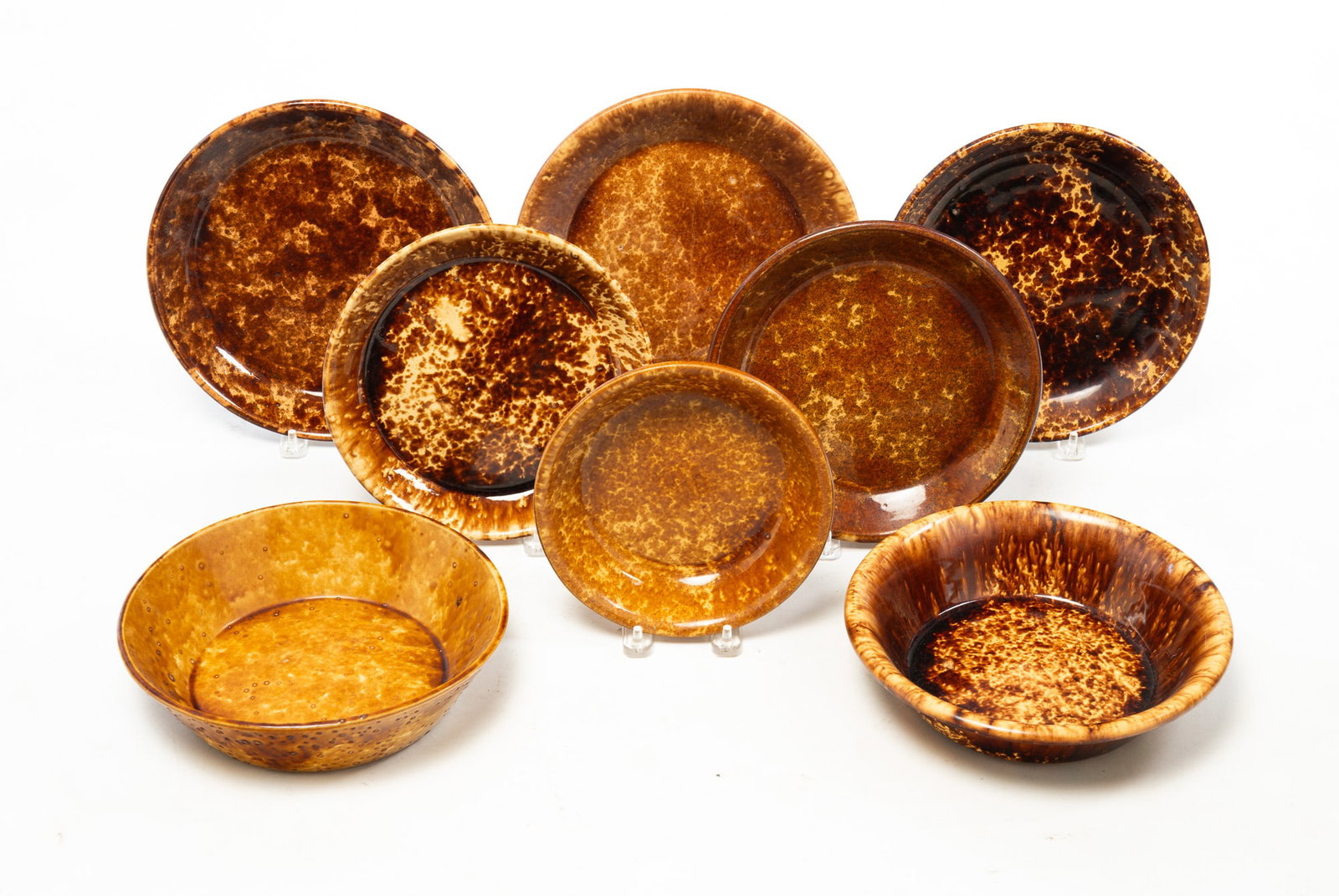 GROUP OF BENNINGTON GLAZED DISHES. (1 of 4)