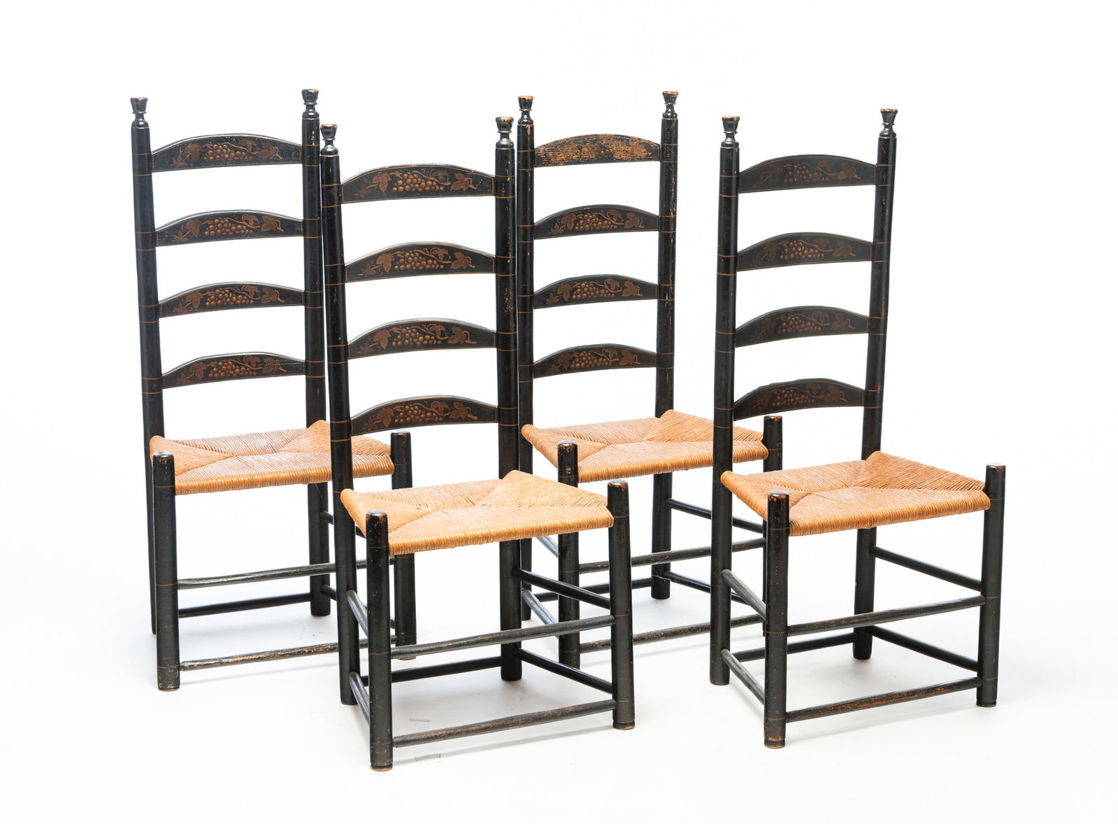 FOUR PAINT-DECORATED LADDERBACK SIDE CHAIRS. (1 of 4)