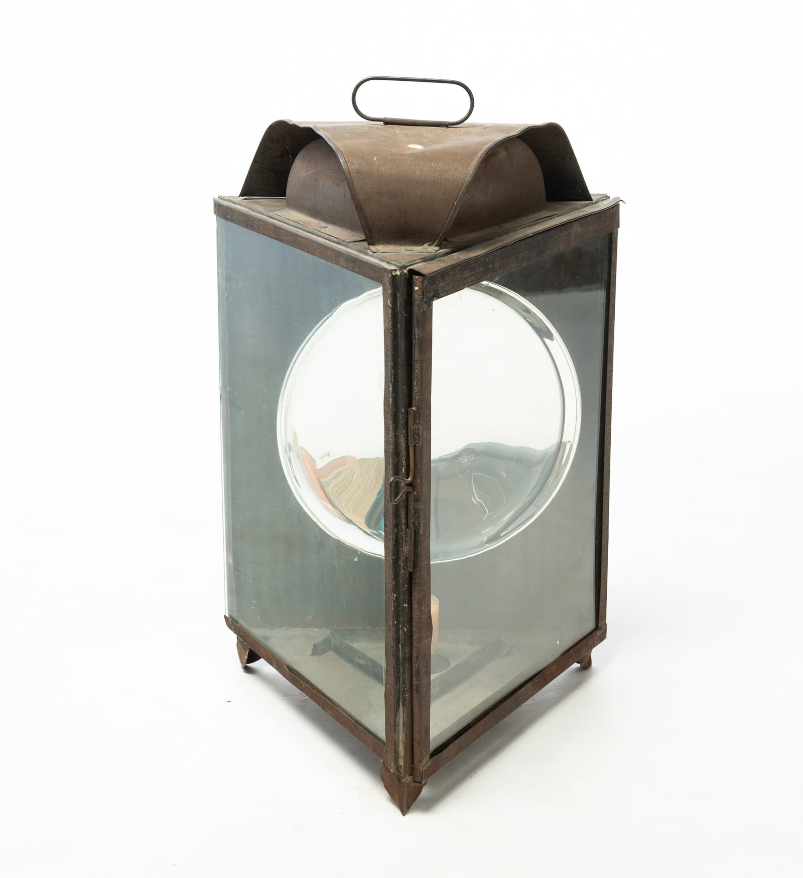 TRIANGULAR CANDLE LANTERN WITH REFLECTOR. (1 of 3)