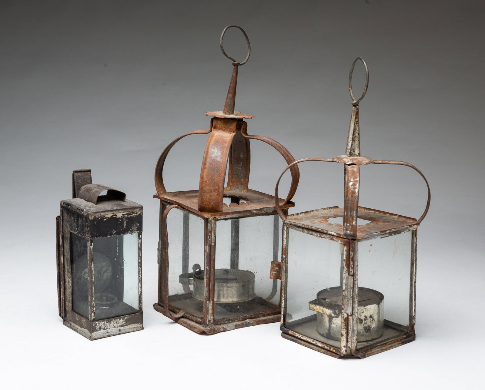 THREE WHALE OIL LANTERNS. (1 of 4)
