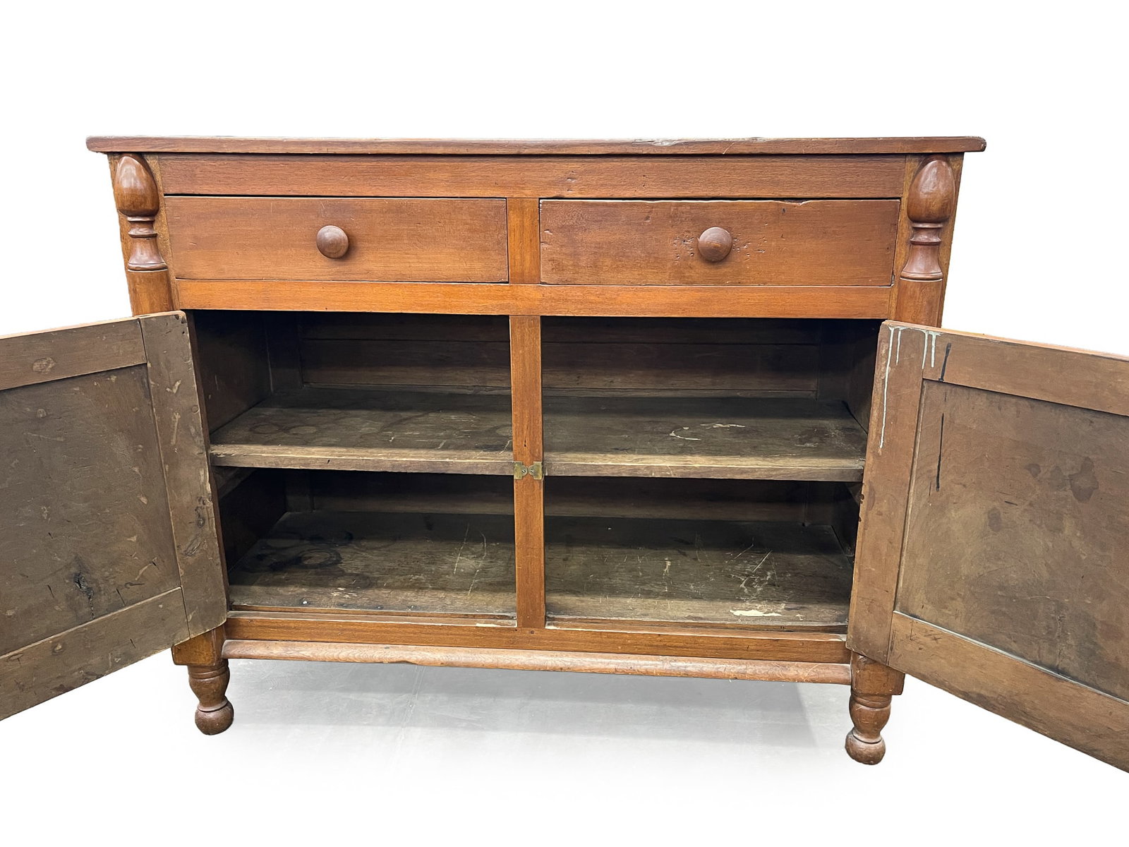 TRANSITIONAL CHERRY SIDEBOARD. - 2