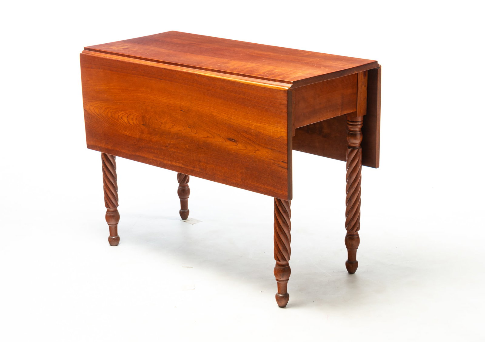 COUNTRY SHERATON CHERRY DROP LEAF TABLE. (1 of 3)