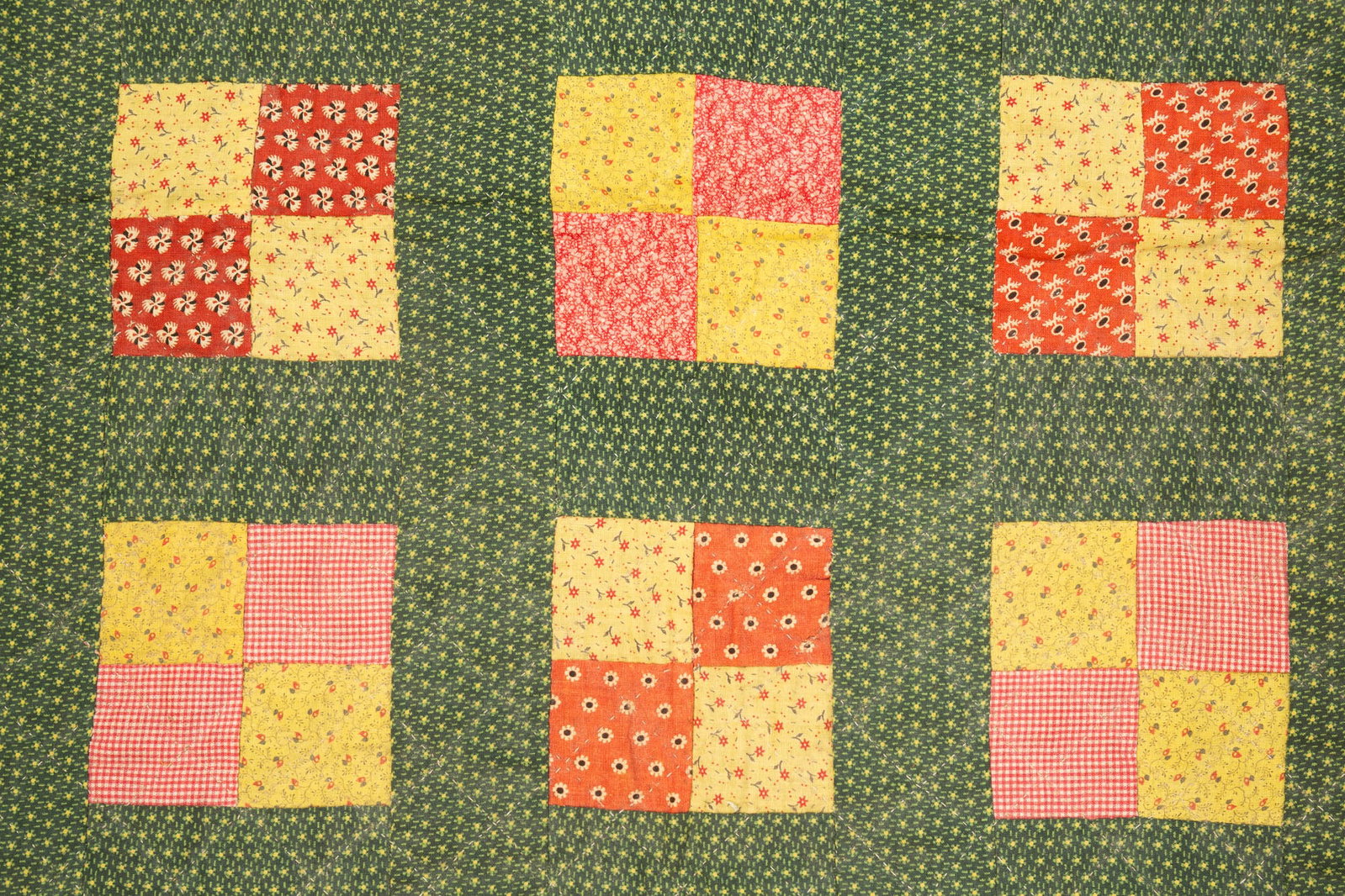 PIECE WORK CRIB QUILT. - 2