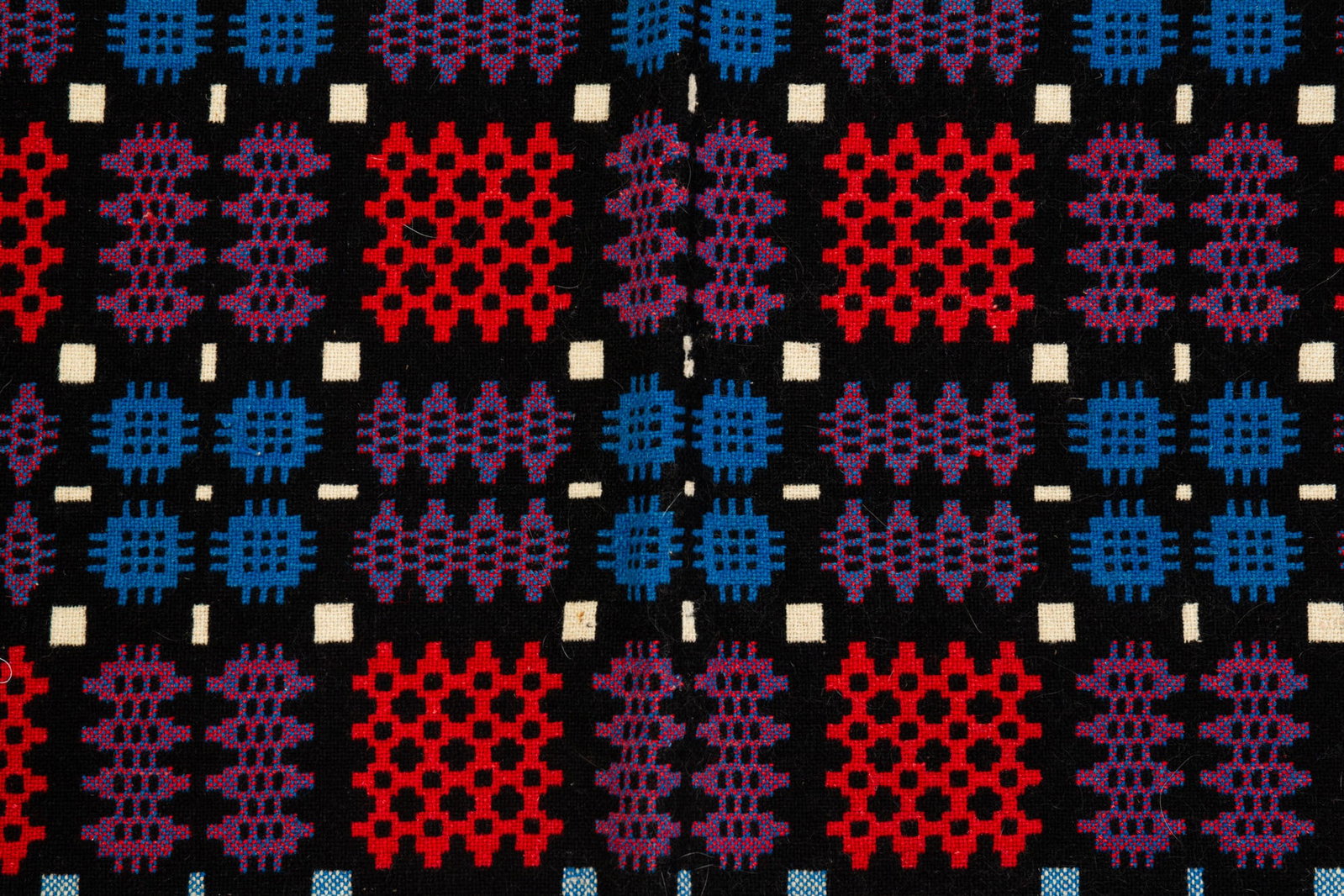 TWO SUMMER-WINTER COVERLETS. - 3