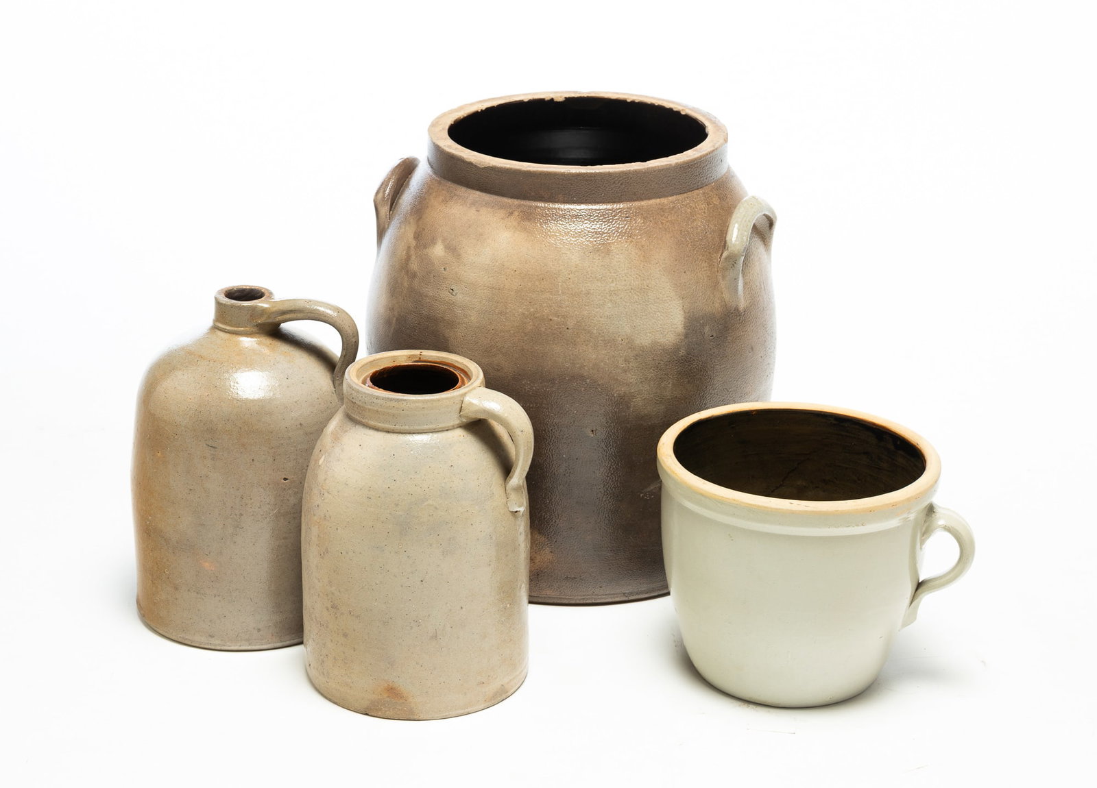 FOUR STONEWARE VESSELS. - 2