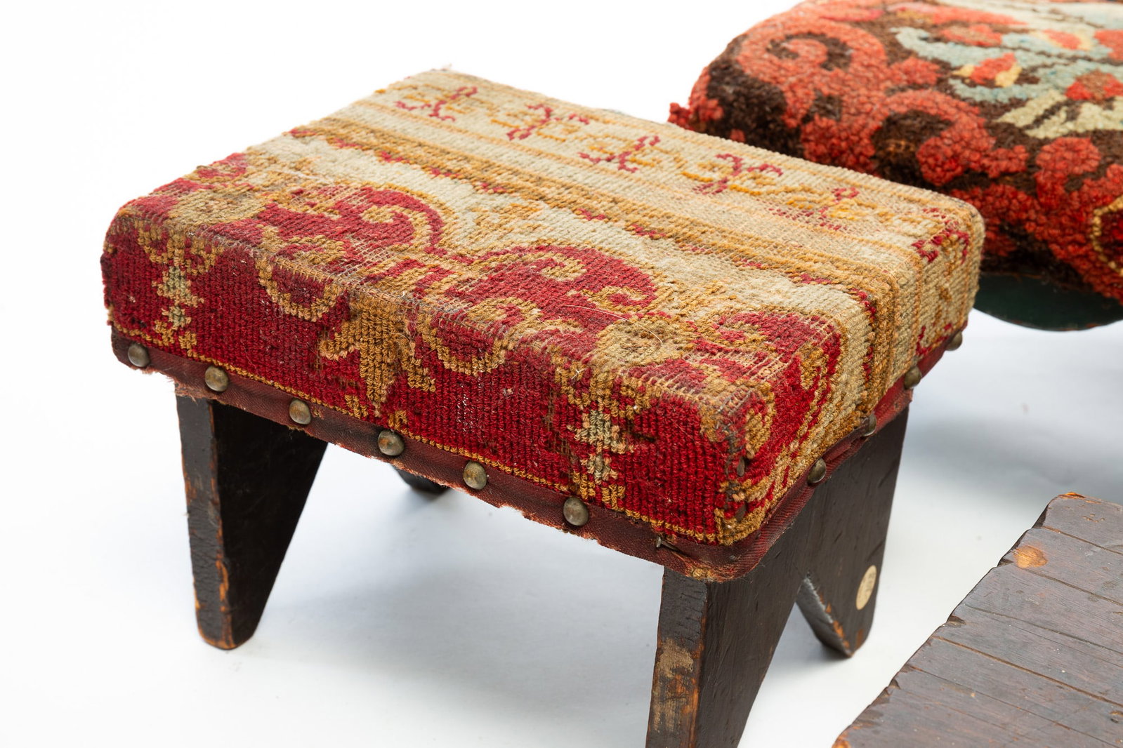 EIGHT FOOTSTOOLS. - 2