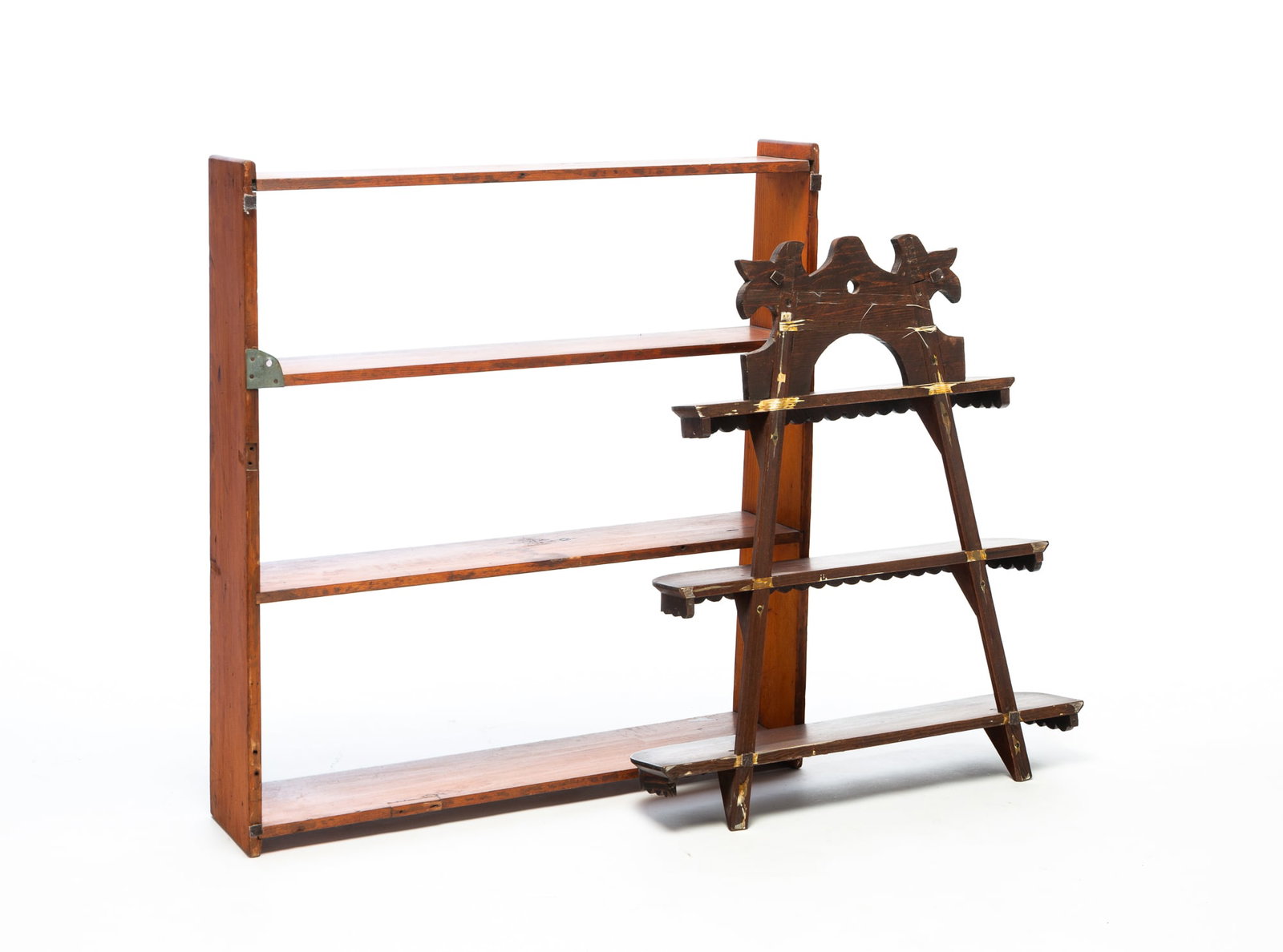 TWO HANGING SHELVES. - 5