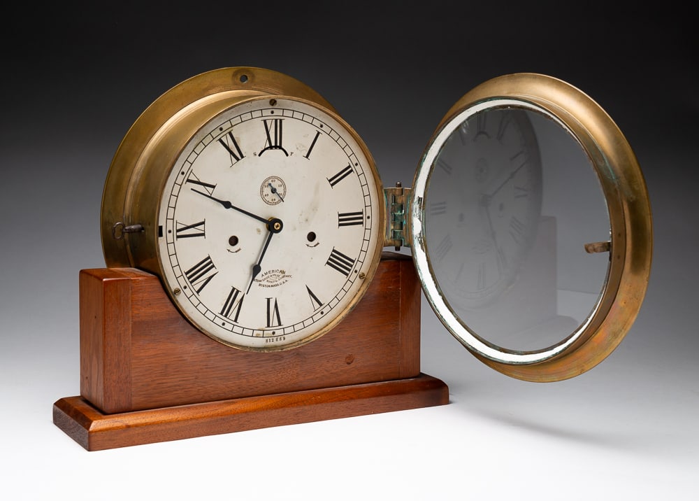 BRASS SHIP CLOCK. - 2