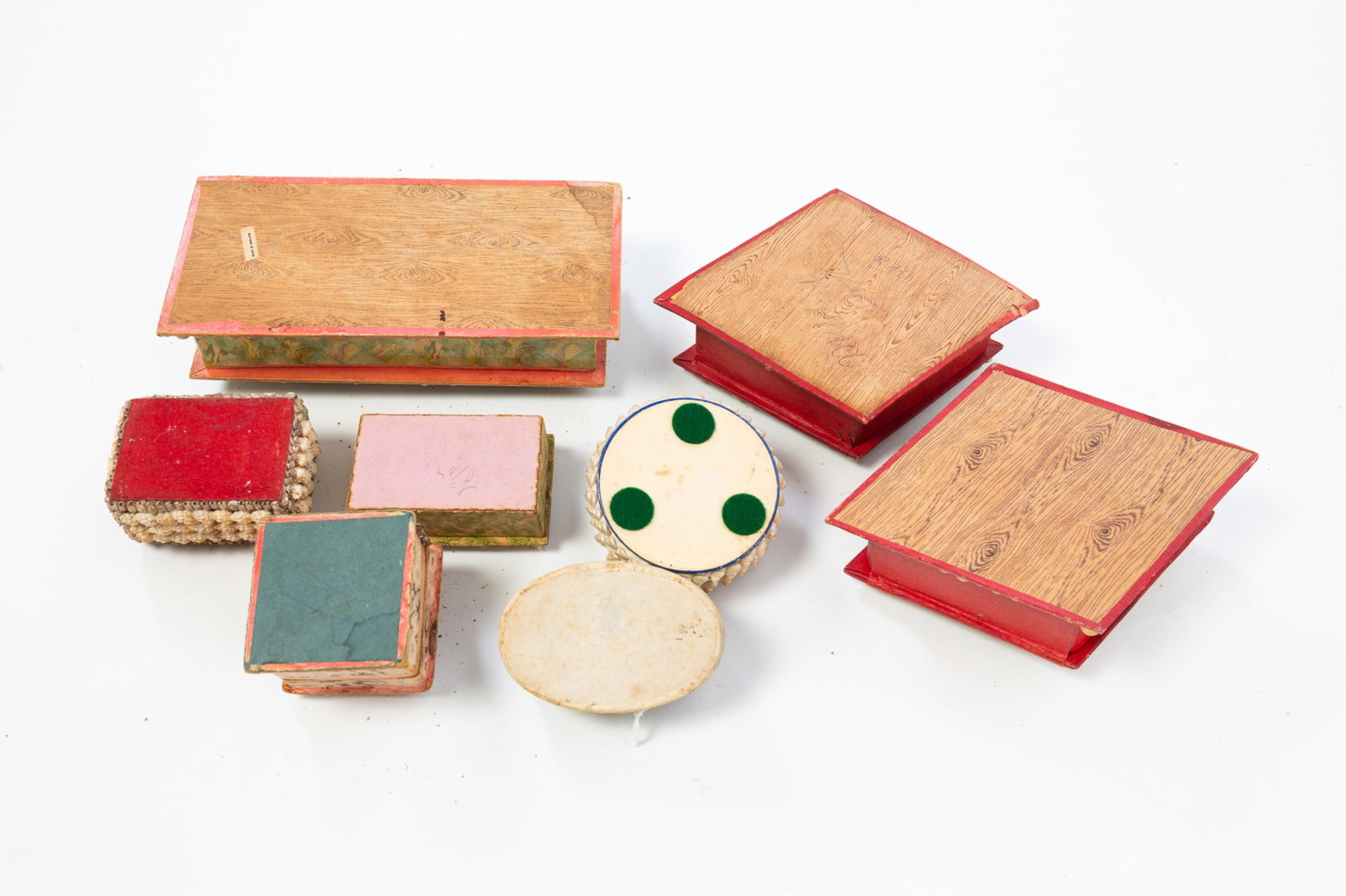 EIGHT SHELL ART TRINKET BOXES. - 6