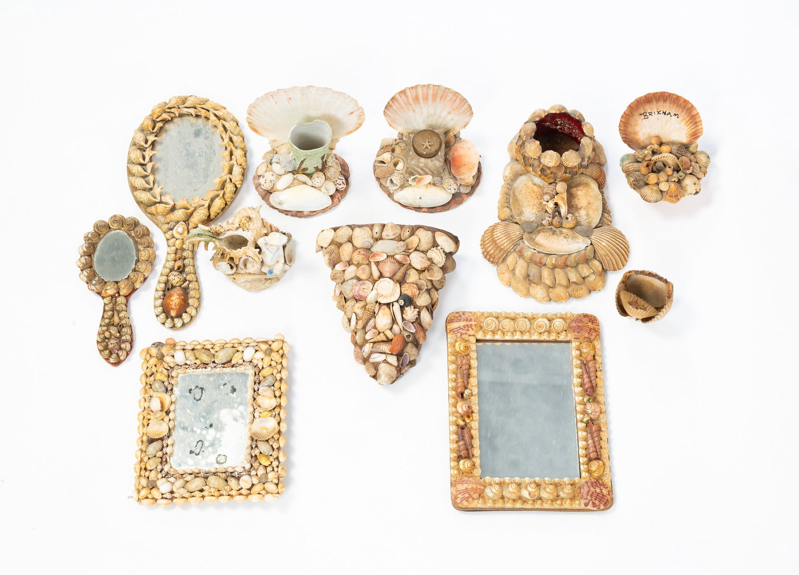 ELEVEN SHELL ART ITEMS. (1 of 4)