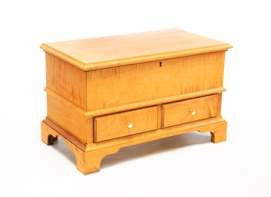 DIMINUTIVE CHIPPENDALE STYLE TIGER MAPLE DOLL SIZE BLANKET CHEST.