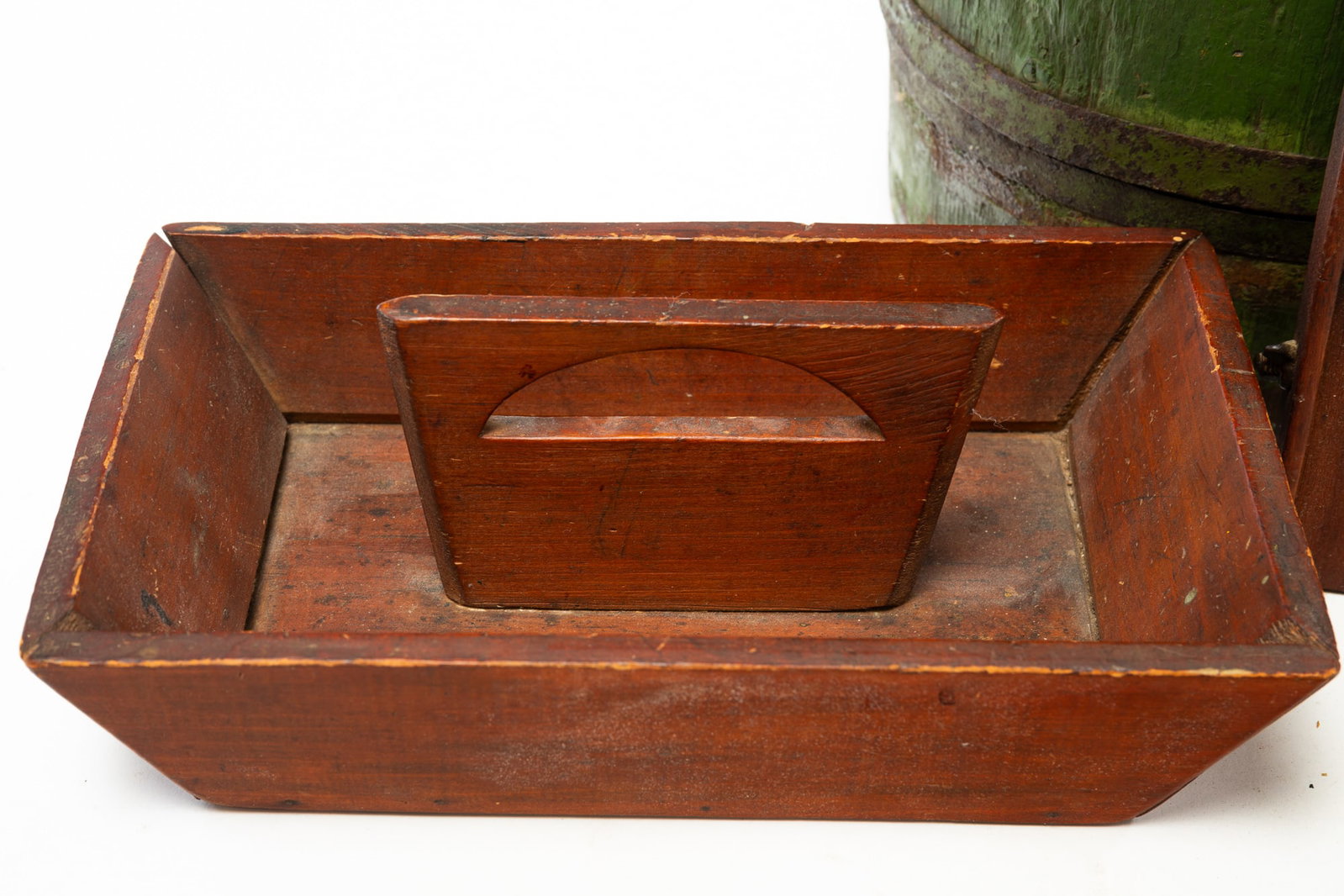 FOUR WOODENWARE ITEMS. - 4