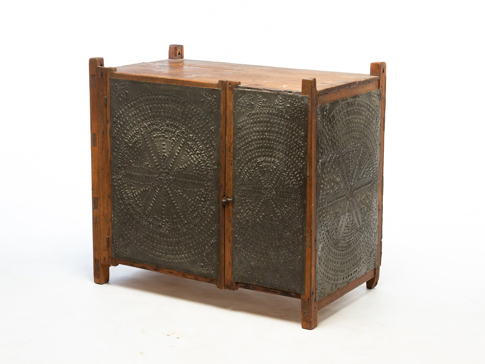 PRIMITIVE HANGING PIE SAFE WITH PUNCHED TIN PANELS. (1 of 5)