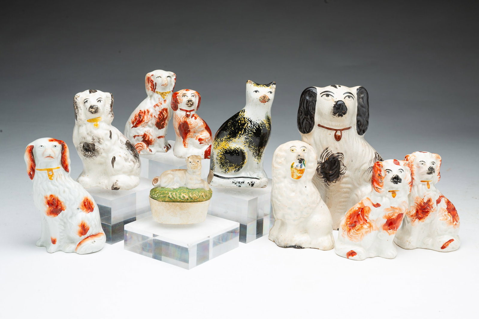 TEN ANIMAL FIGURINES. (1 of 6)