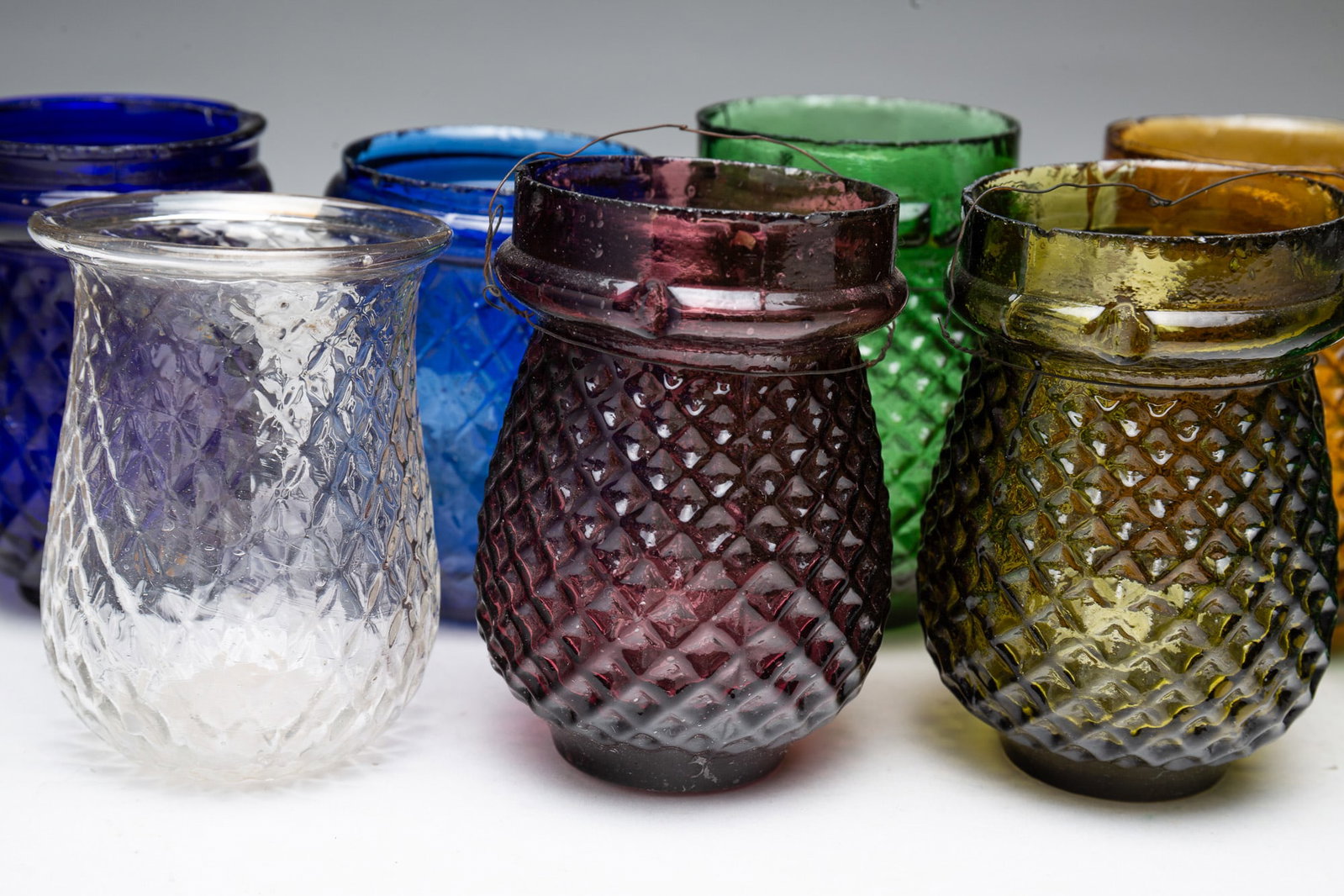 EIGHT POLYCHROME CHRISTMAS TREE LANTERNS. - 3