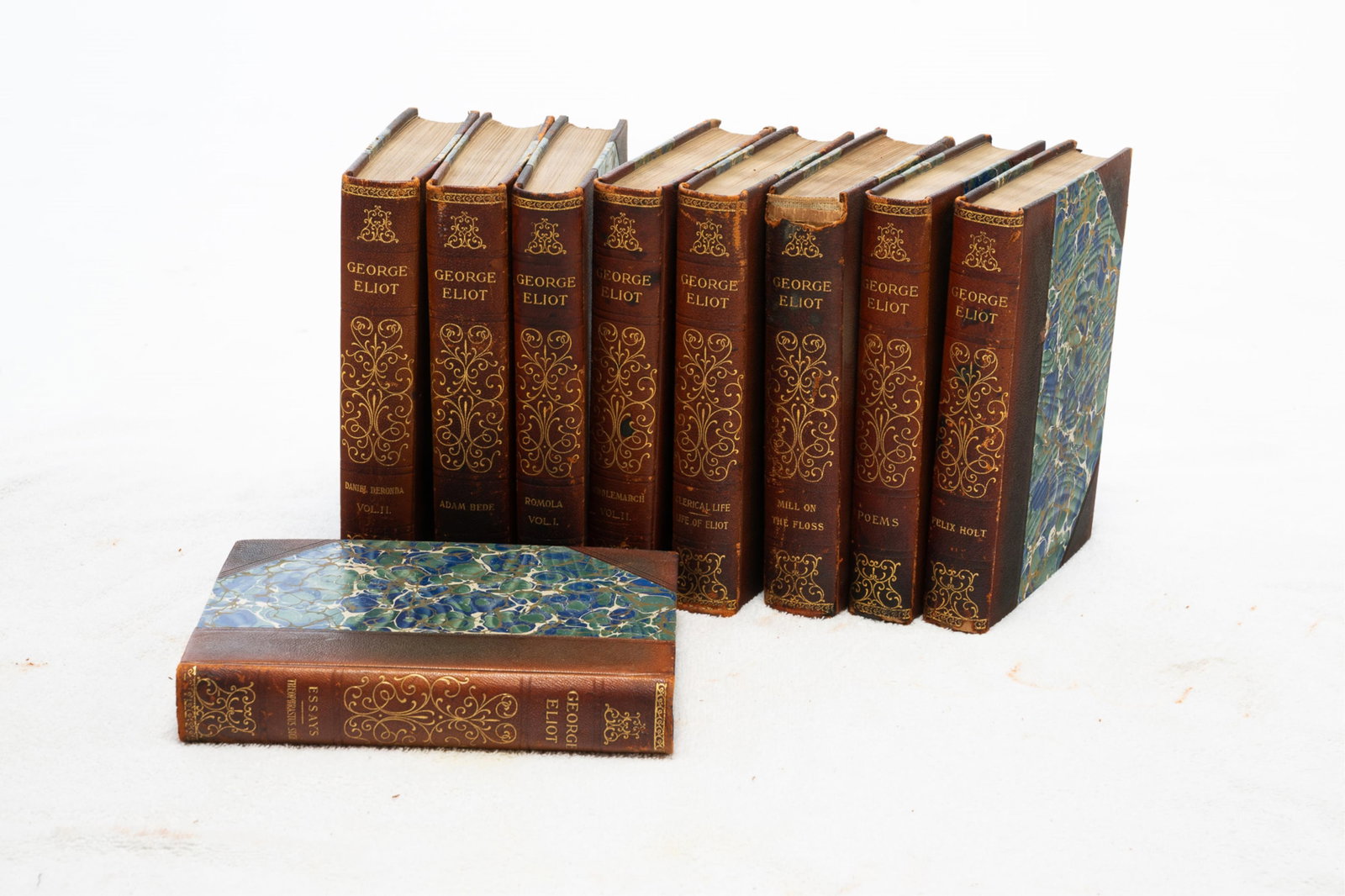 LEATHER-BOUND "THE WORKS OF GEORGE ELIOT." (1 of 10)