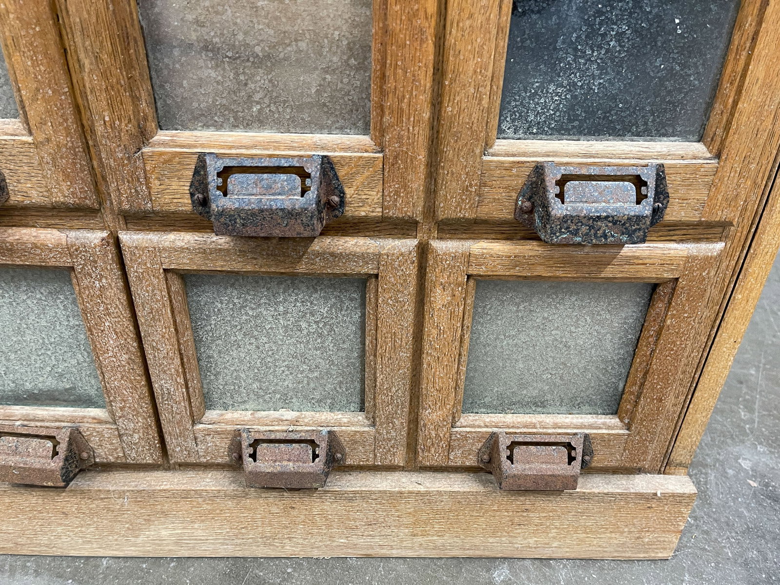 TWELVE-DRAWER SEED BIN. - 4