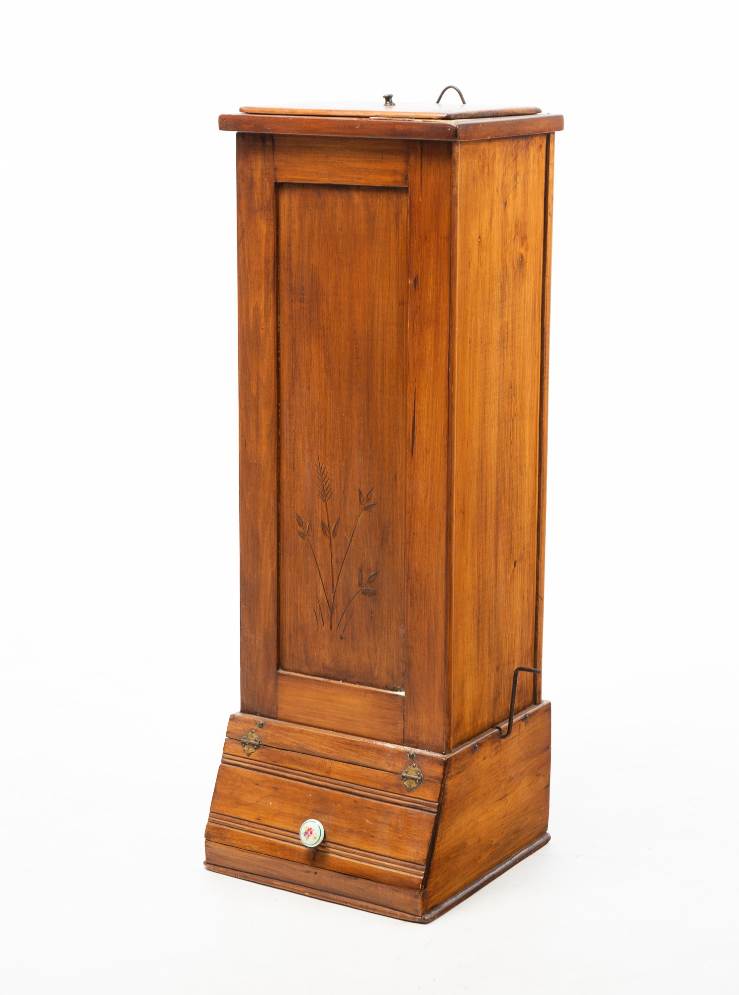 LARGE POPLAR TABLETOP FLOUR SIFTER.: LARGE POPLAR TABLETOP FLOUR SIFTER. American, Early 20th Century. Top with lid revealing interior flour well, chip-carved wheat on front panel, hinged bottom door for flour receptacle, and side