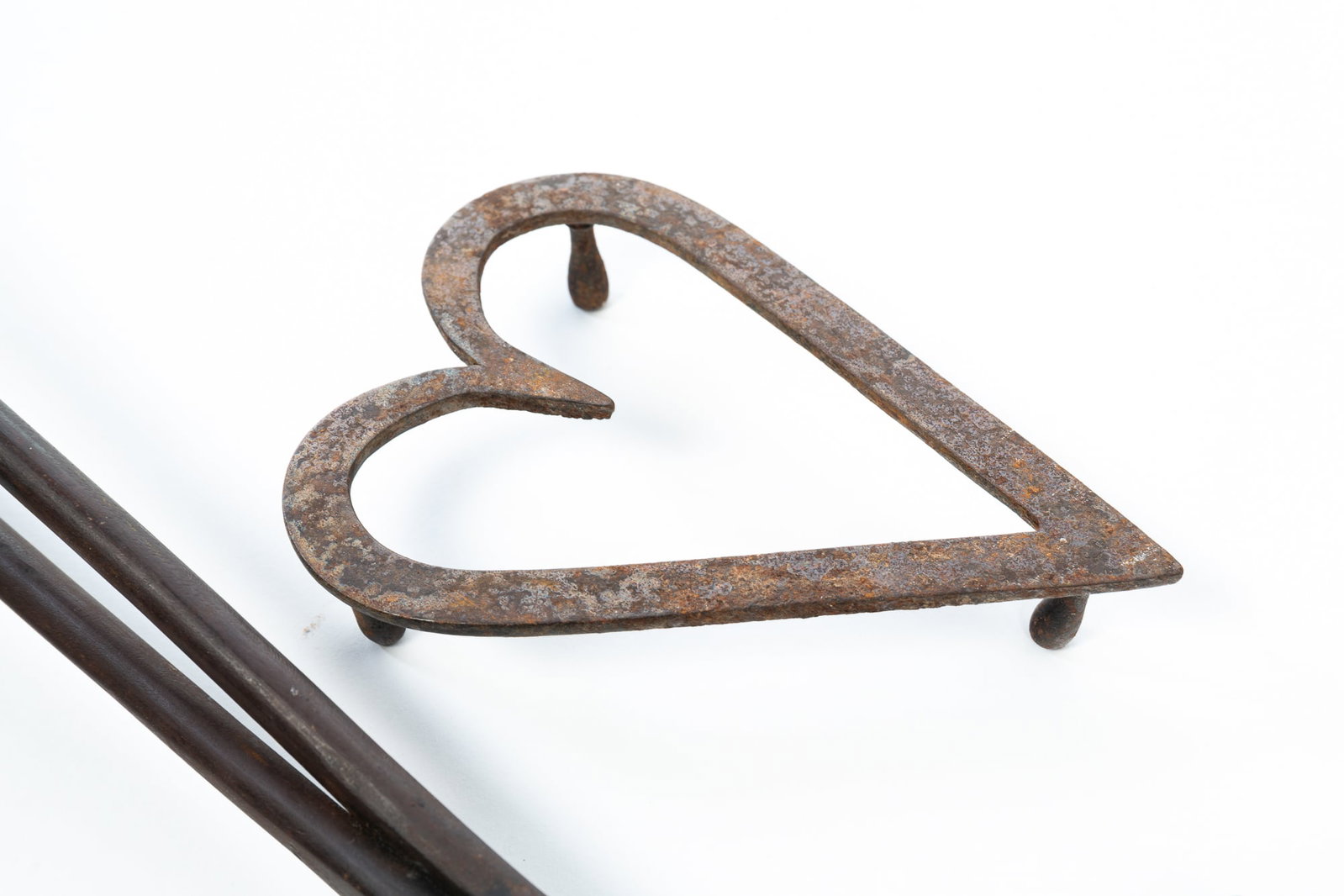 FIVE IRON KITCHEN IMPLEMENTS. - 2