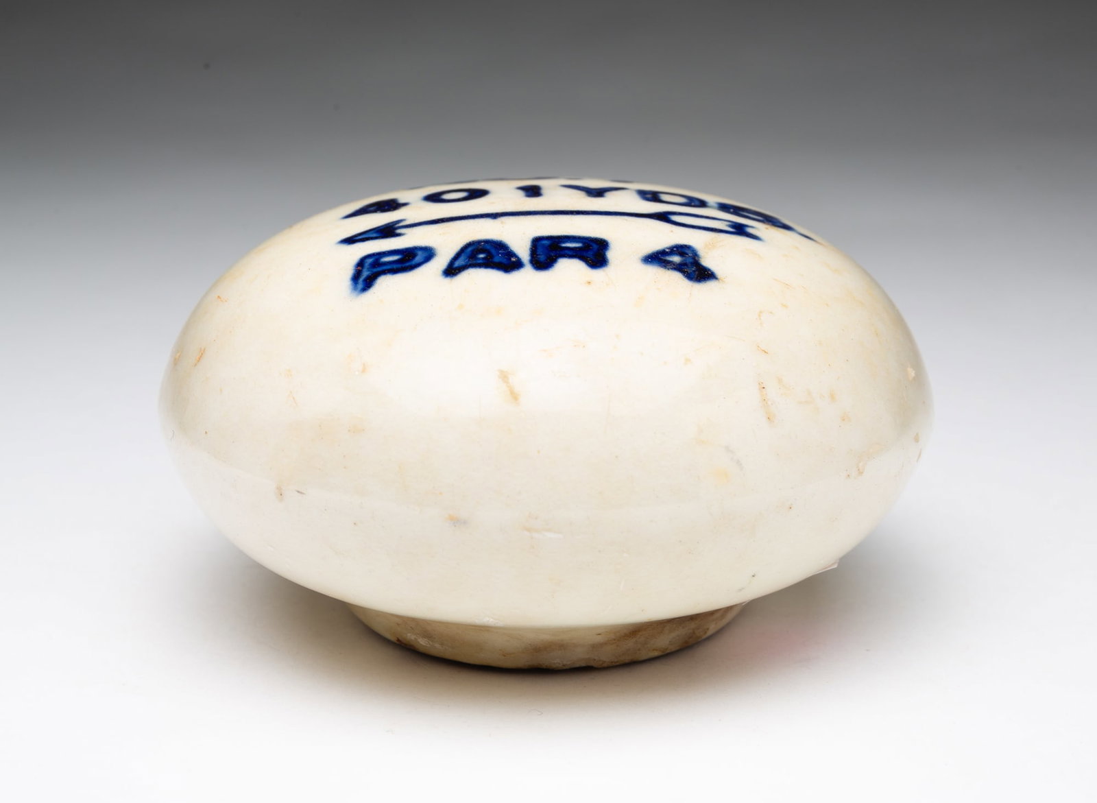 PORCELAIN GOLF TEE MARKER. - 4