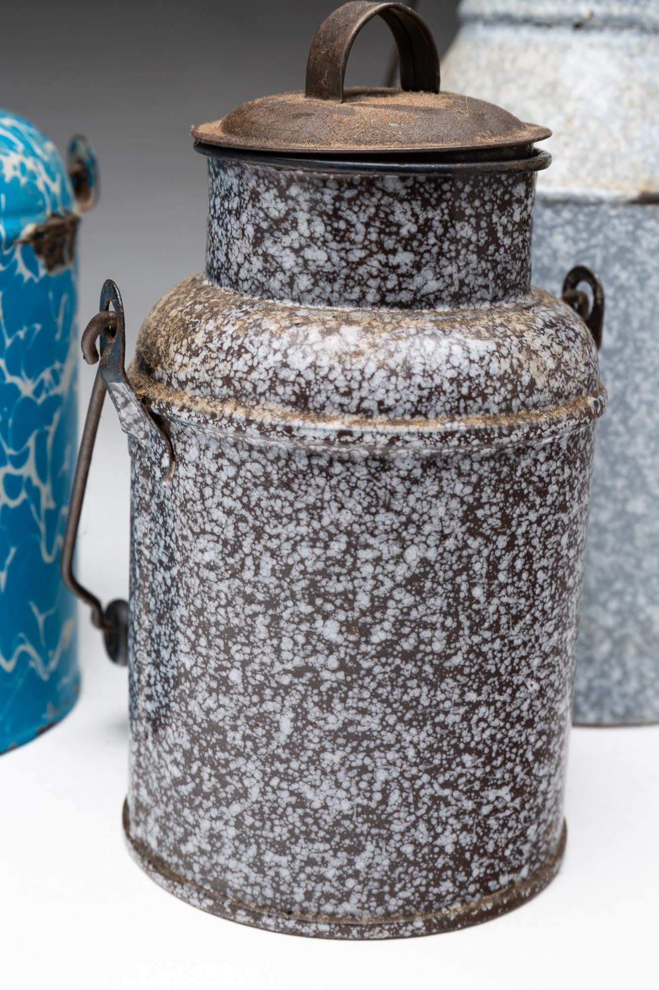 THREE GRANITEWARE CREAM CANS. - 4