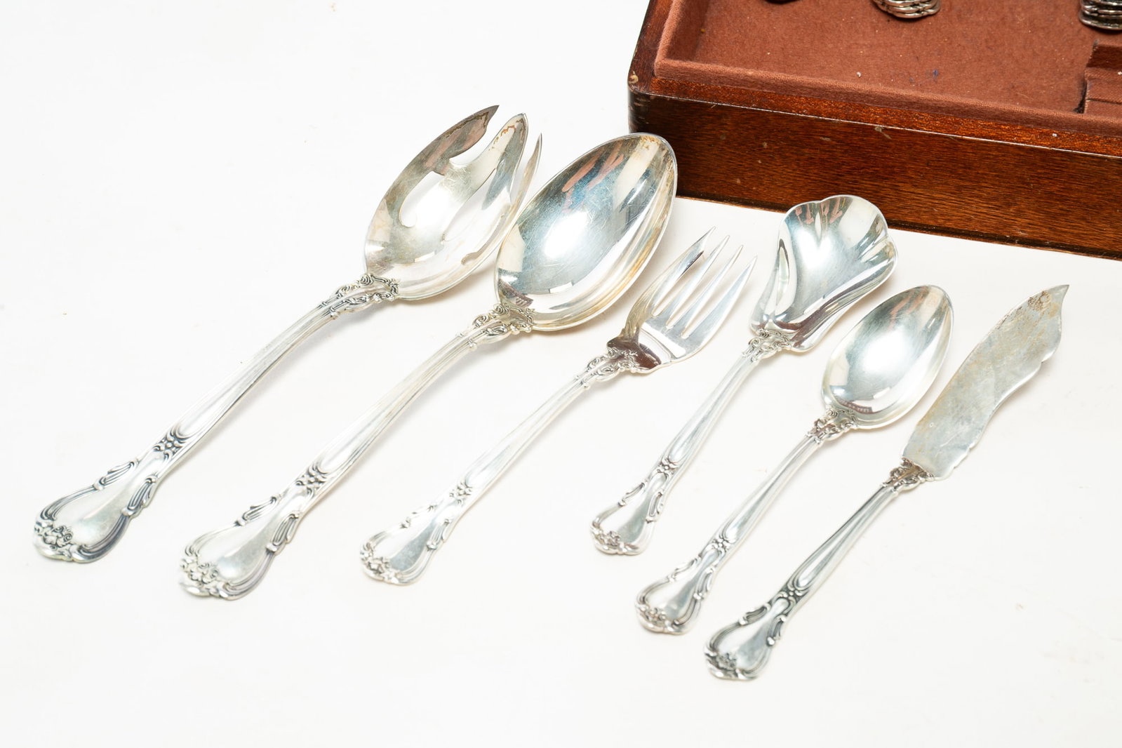 GORHAM "CHANTILLY" STERLING SILVER FLATWARE. - 4