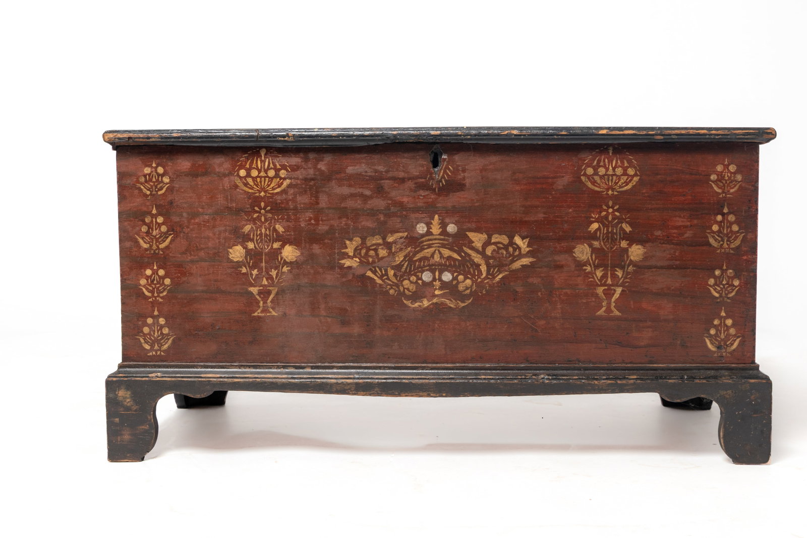 SOAP HOLLOW BLANKET CHEST.: SOAP HOLLOW BLANKET CHEST. American (Somerset, Pennsylvania), mid- 19th Century. Poplar. Lid with applied edge moldings, dovetailed case, and bracket feet with interior lidded till. Original reddish-b