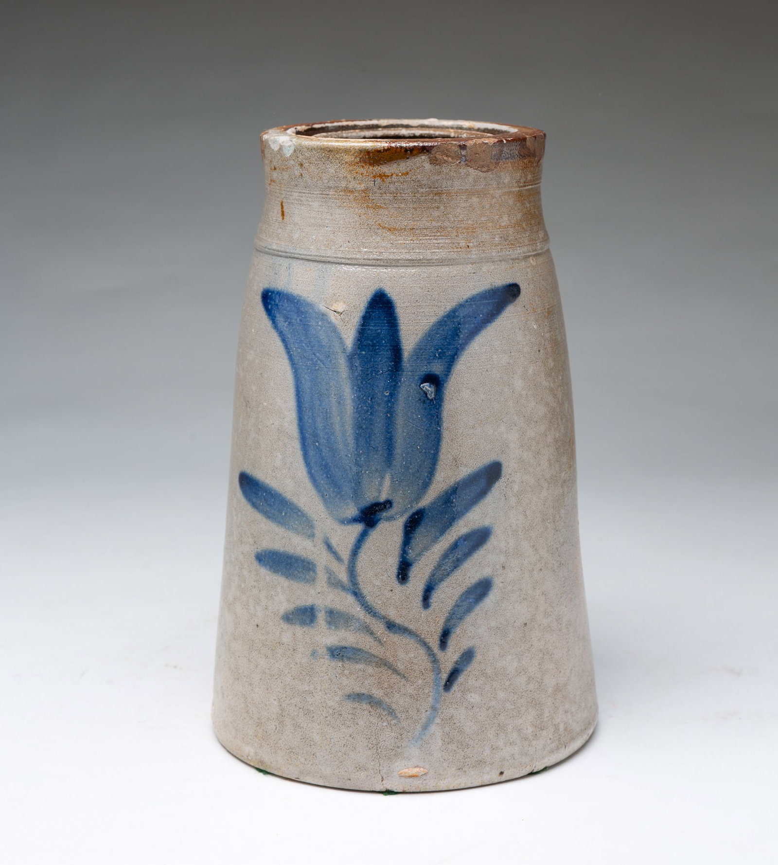 SOUTHWESTERN PENNSYLVANIA FREEHAND COBALT DECORATED STONEWARE WAX SEALER CANNING JAR WITH TULIP (1 of 4)