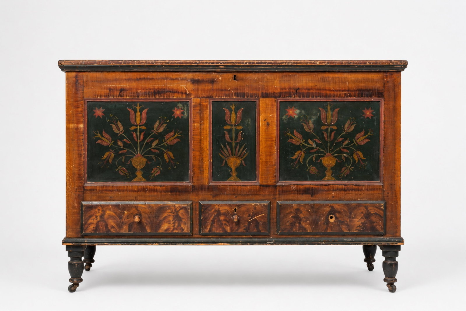 LONG FAMILY, ADA, HARDIN COUNTY, OHIO PANELED BLANKET CHEST WITH EXUBERANT ORIGINAL PAINTED (1 of 3)